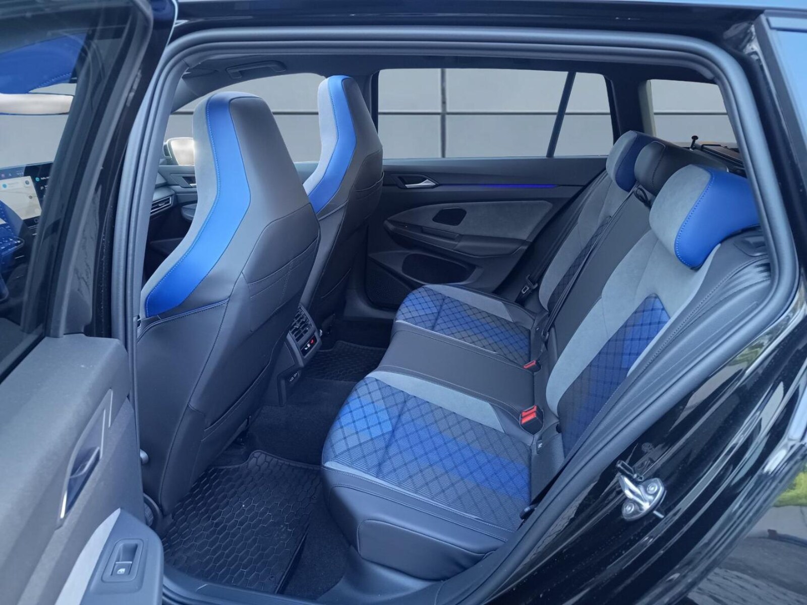 Volkswagen Golf Variant – Bild 10