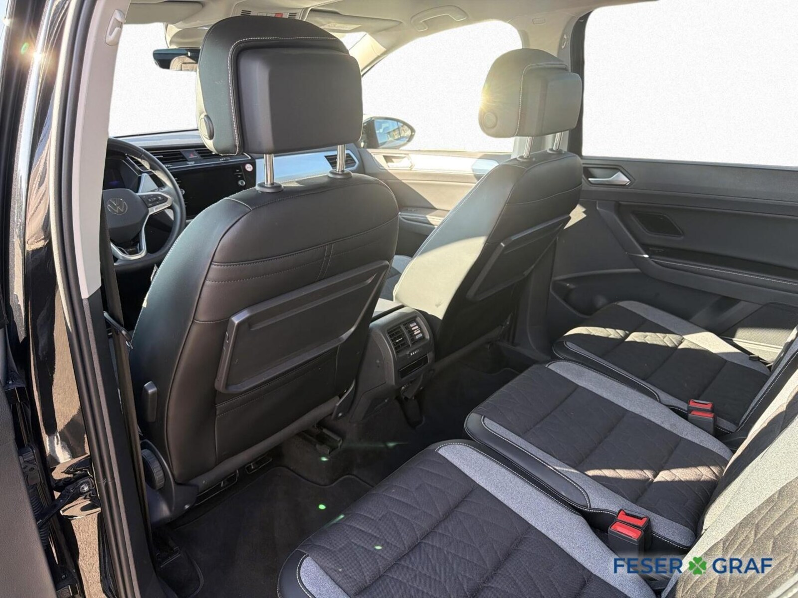 Volkswagen Touran – Bild 12