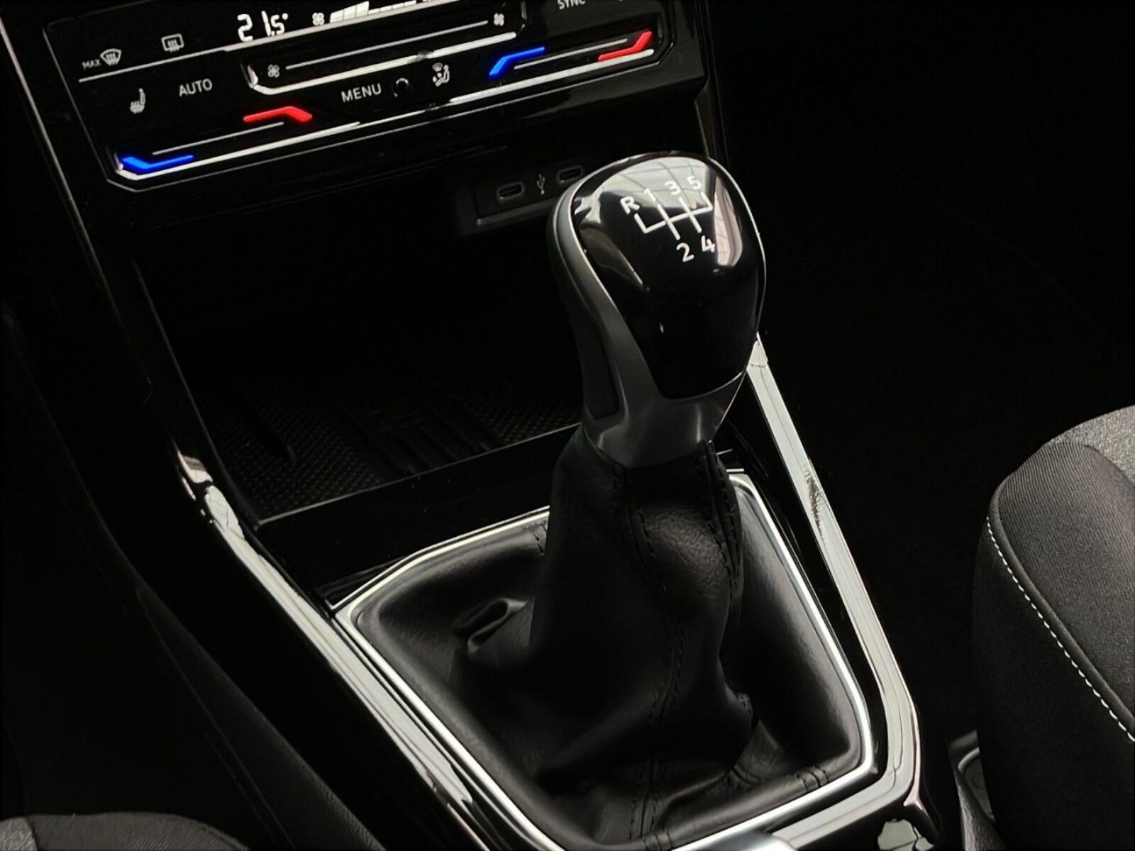 Volkswagen T-Cross – Bild 7