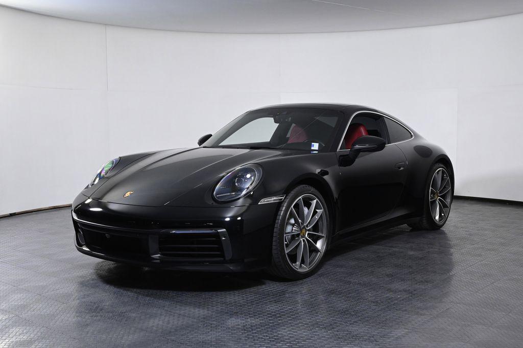 2022 Porsche 911 Carrera 4 Coupe's photo