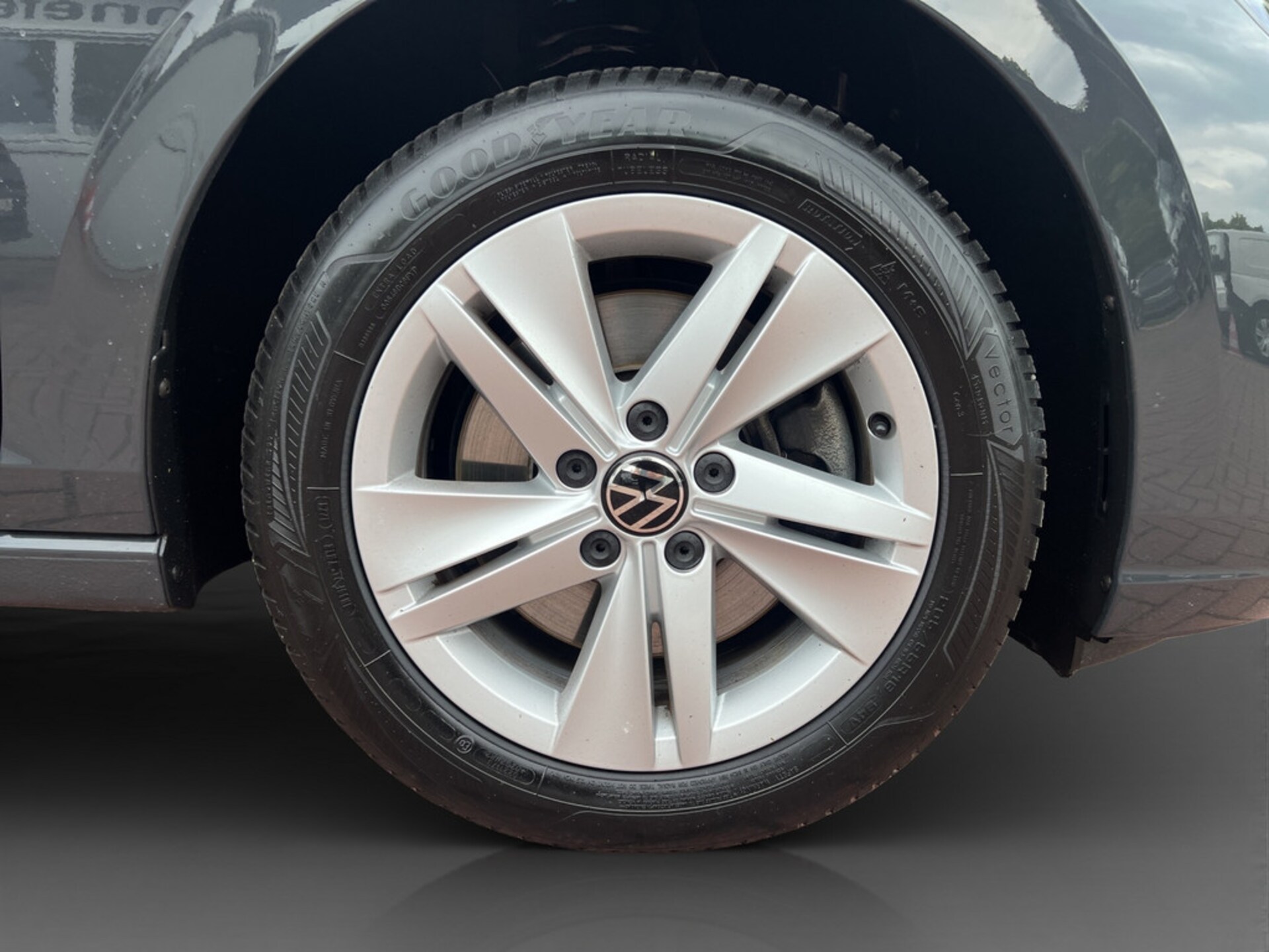 Volkswagen Golf Variant Life