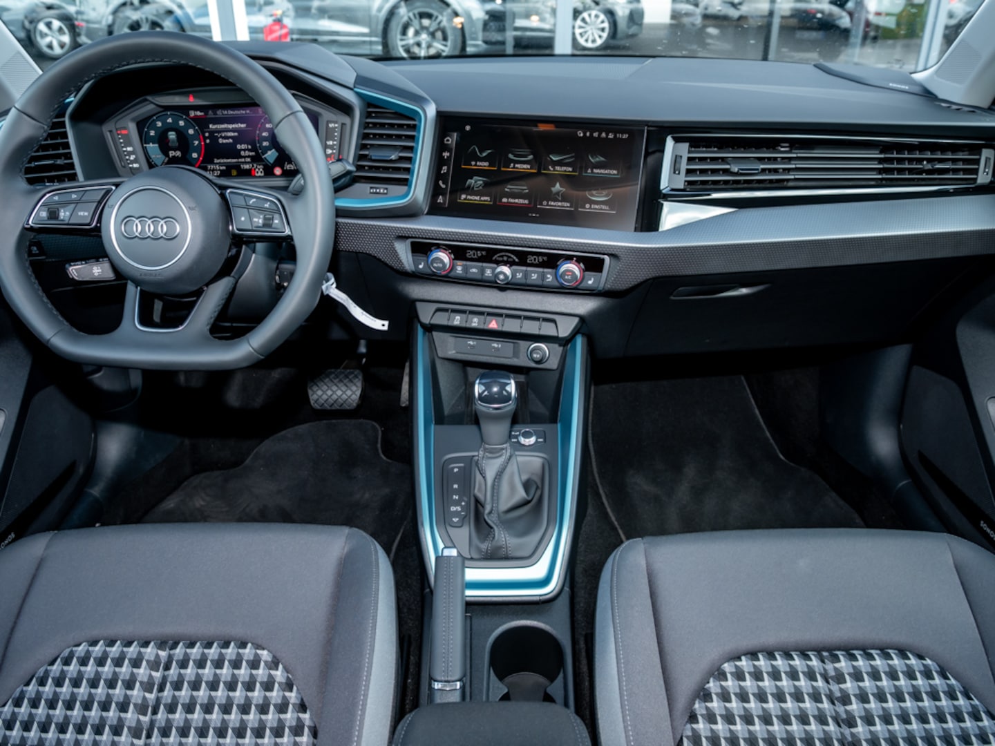 Bild über Audi A1 Sportback advanced 30 TFSI S tronic - für weitere Informationen kontaktieren Sie den Audi Partner
