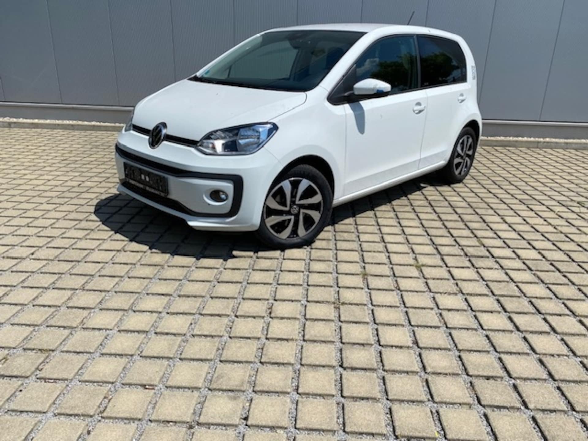 Volkswagen up! ACTIVE