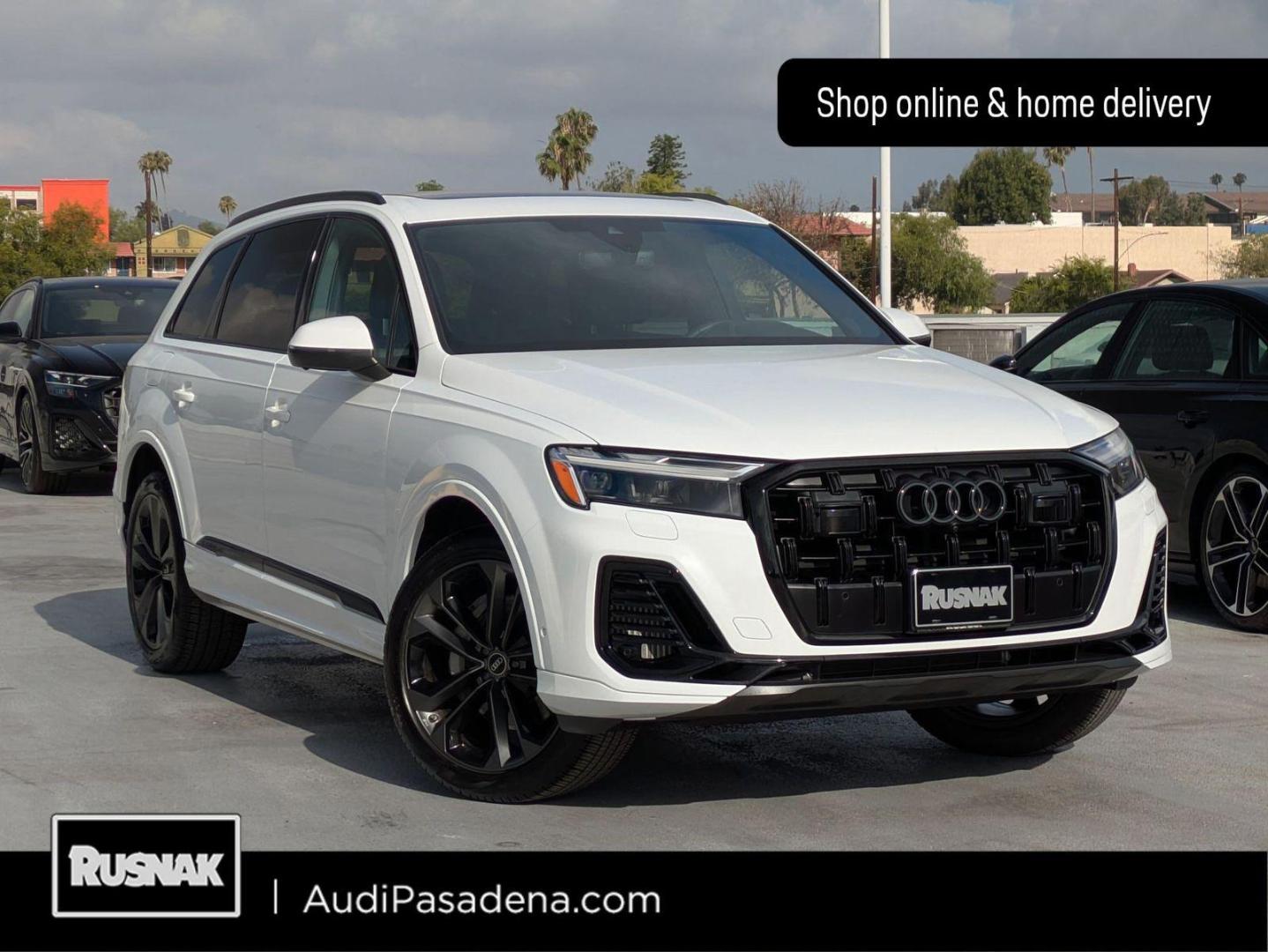 2025 Audi Q7 55 Premium Plus quattro Tiptronic's photo
