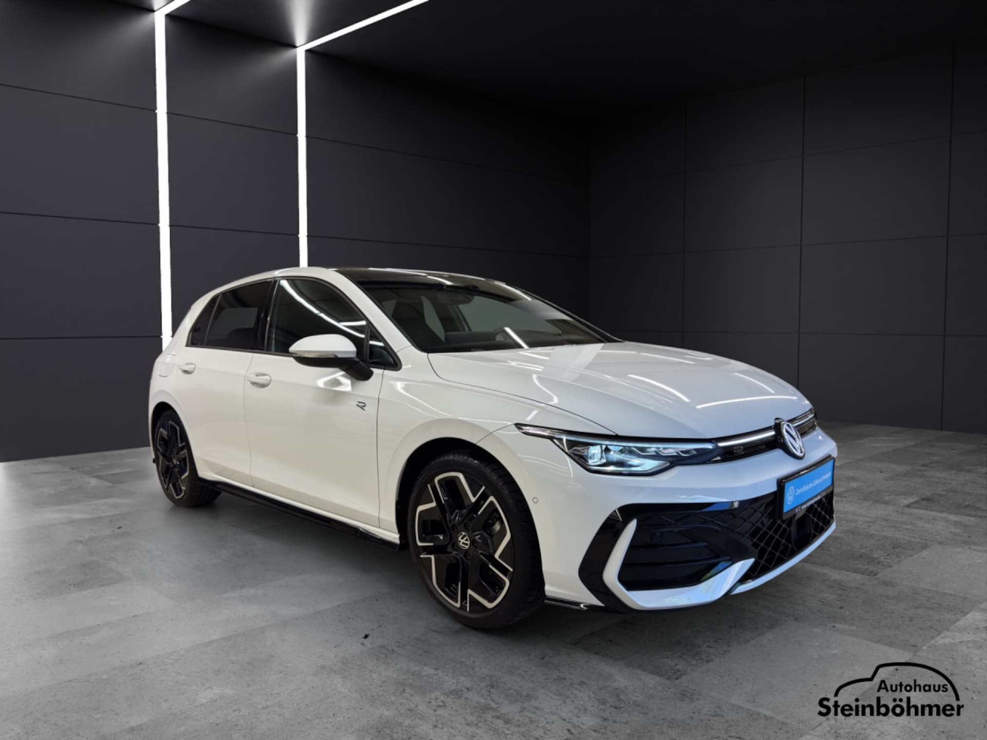 Volkswagen Golf R-Line