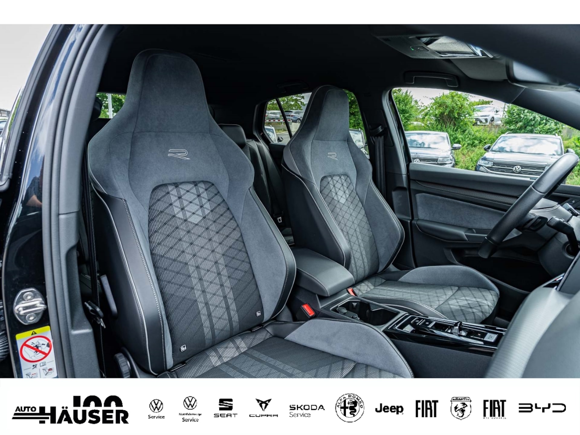 Volkswagen Golf R-Line