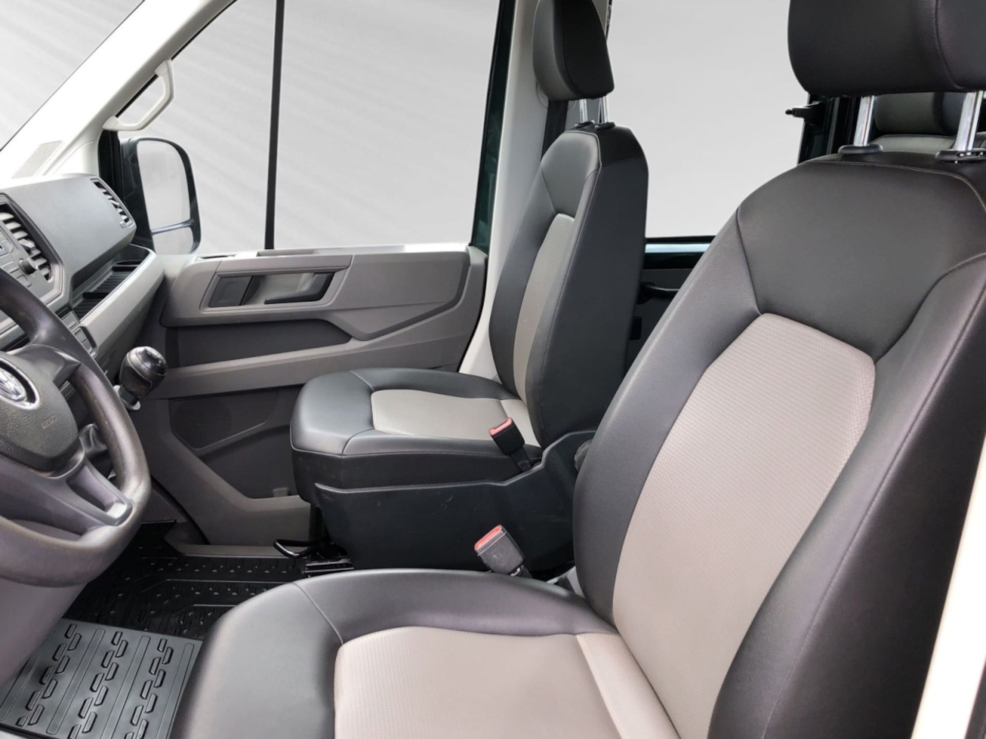 Volkswagen Crafter Doppelkabine mittlerer Radstand