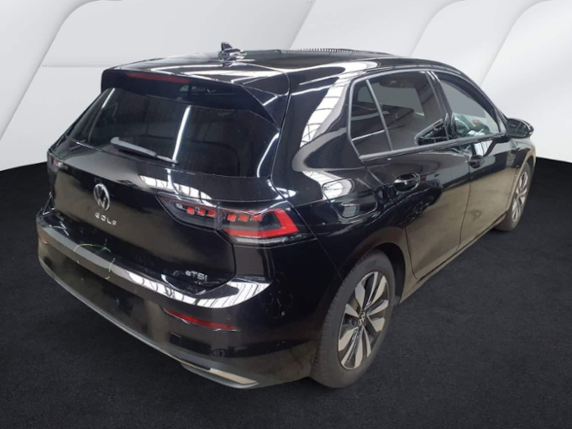 Volkswagen Golf Life