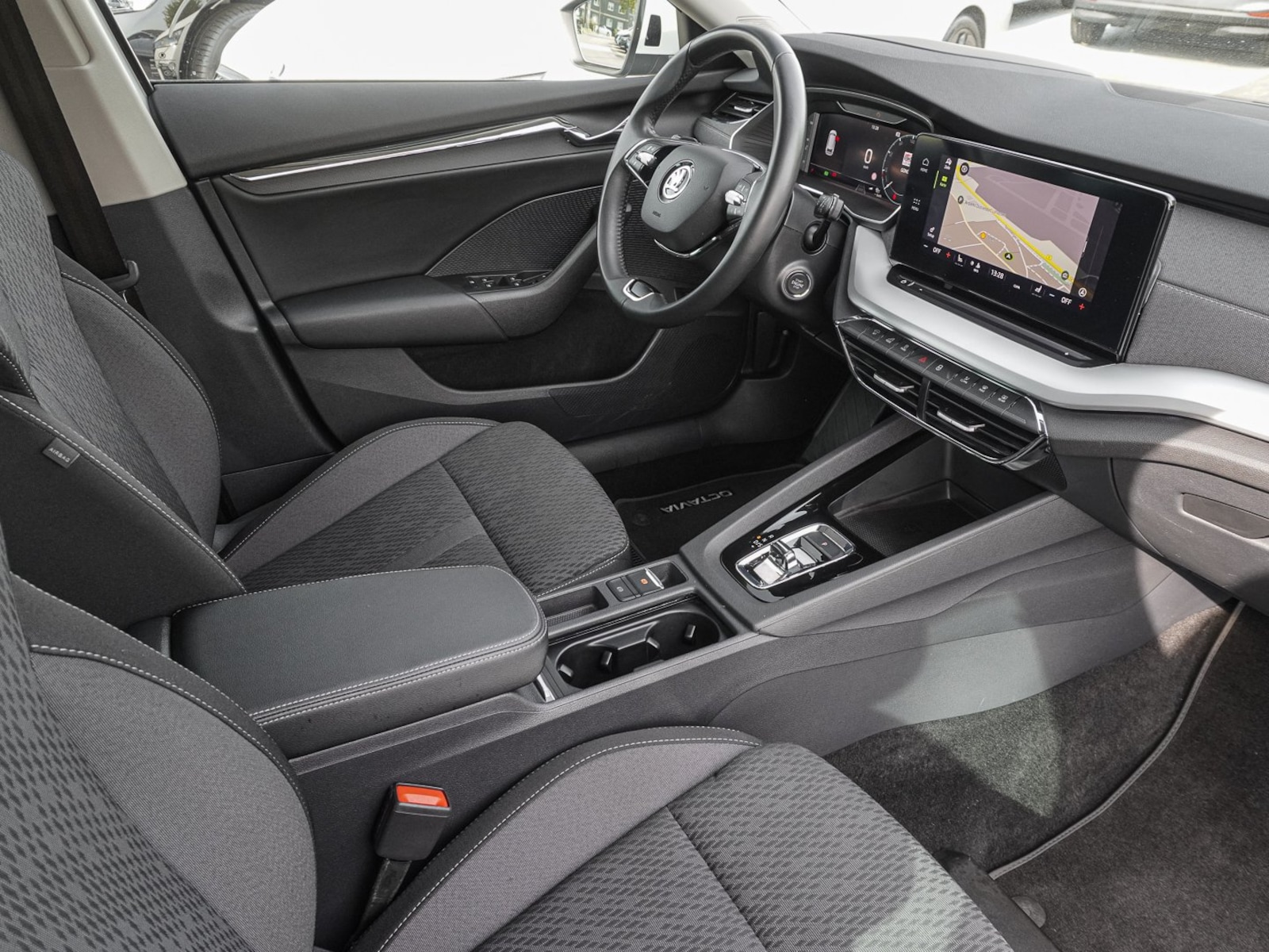Škoda Octavia Combi – Bild 8