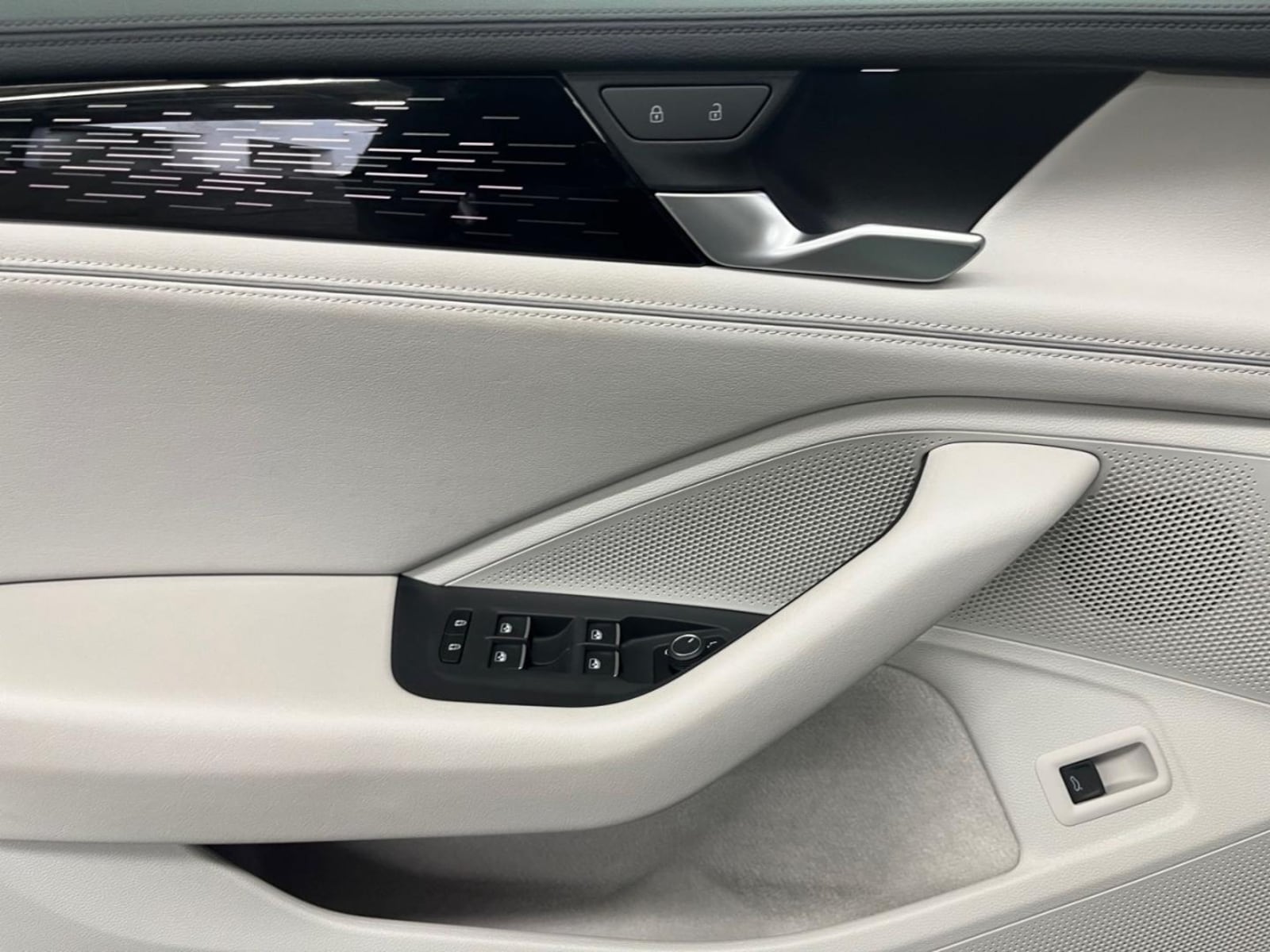 Volkswagen Passat – Bild 7