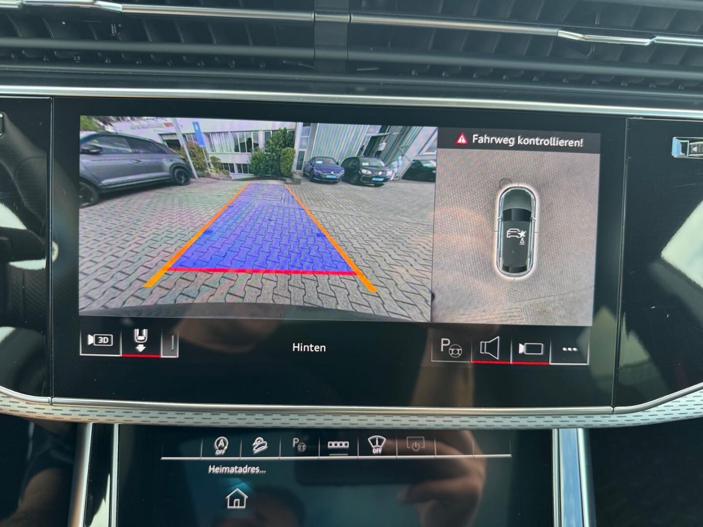 Bild über Audi Q8 SUV 50 TDI quattro tiptronic - für weitere Informationen kontaktieren Sie den Audi Partner