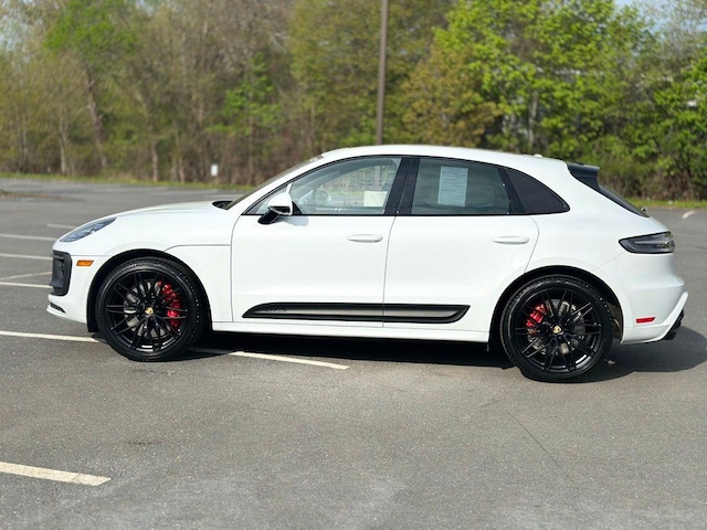 2022 Porsche Macan