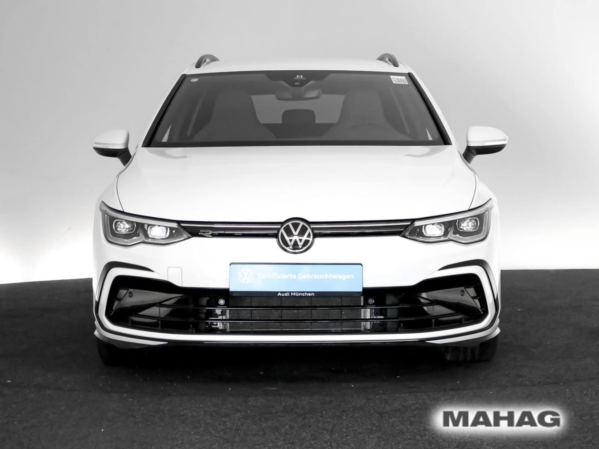 Volkswagen Golf Variant R-Line