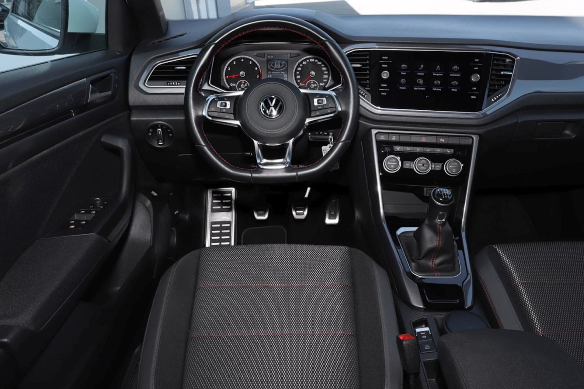 Volkswagen T-Roc Sport