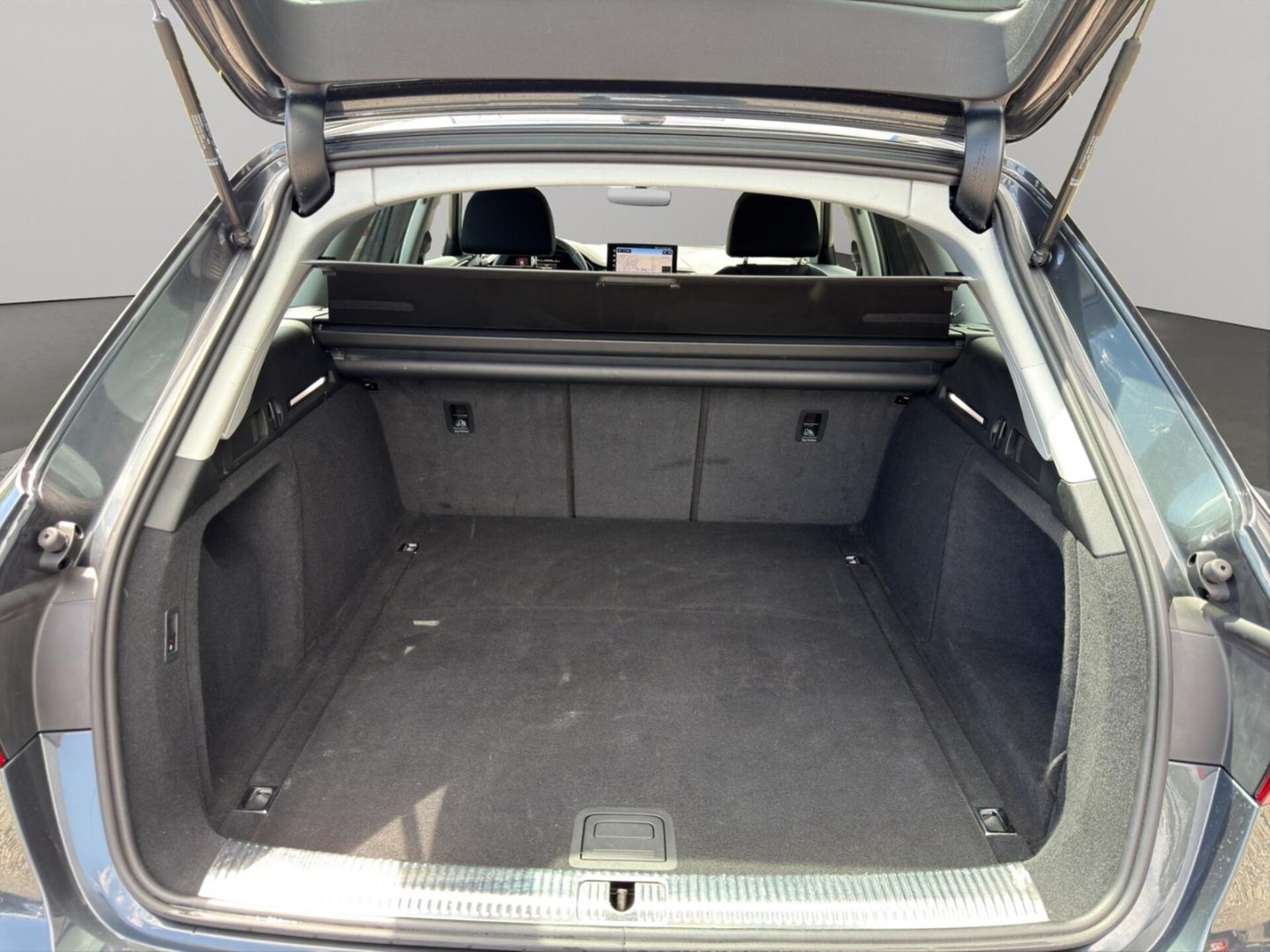Audi A4 Avant Advanced