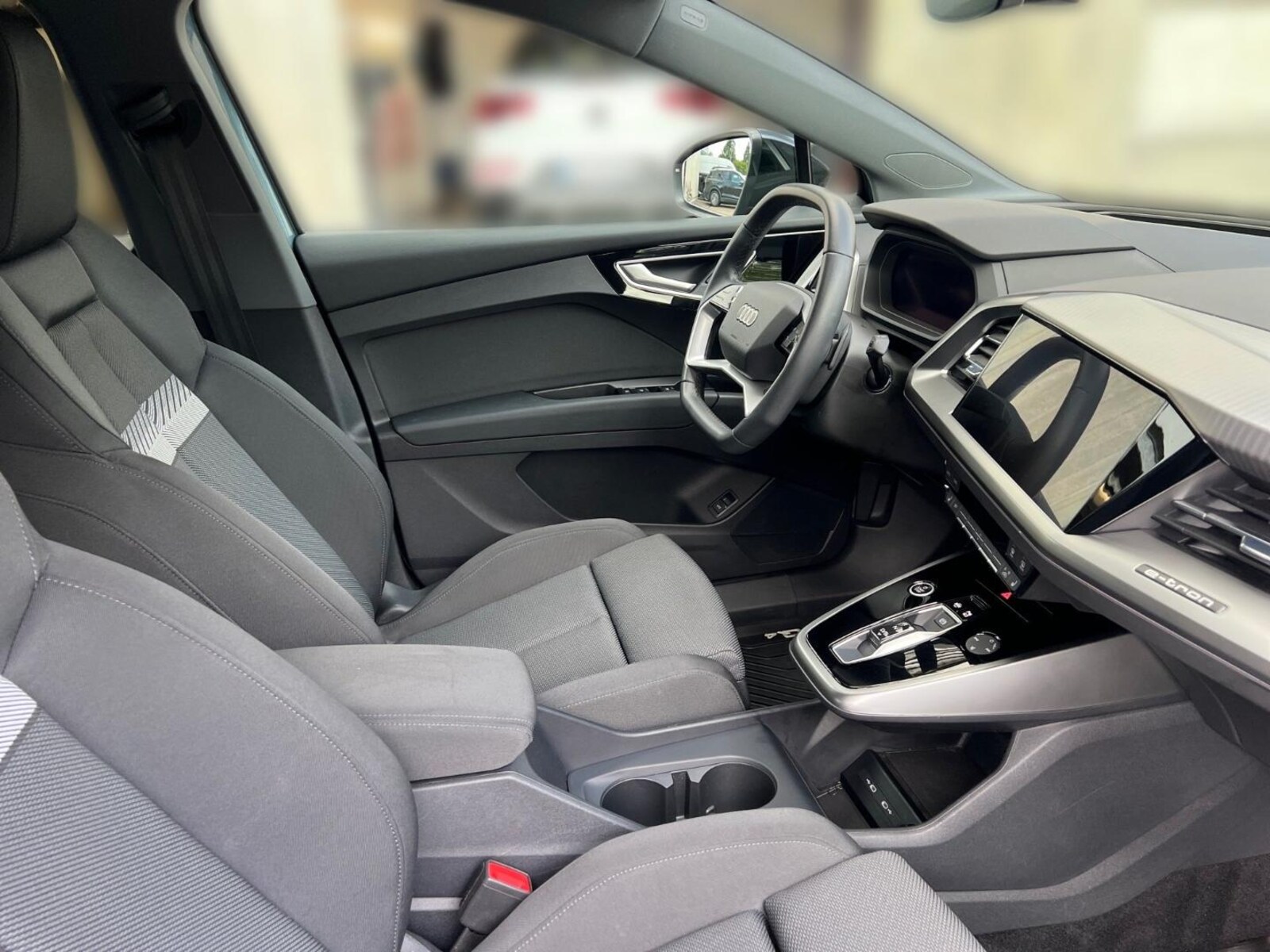 Audi Q4 Sportback e-tron – Bild 15