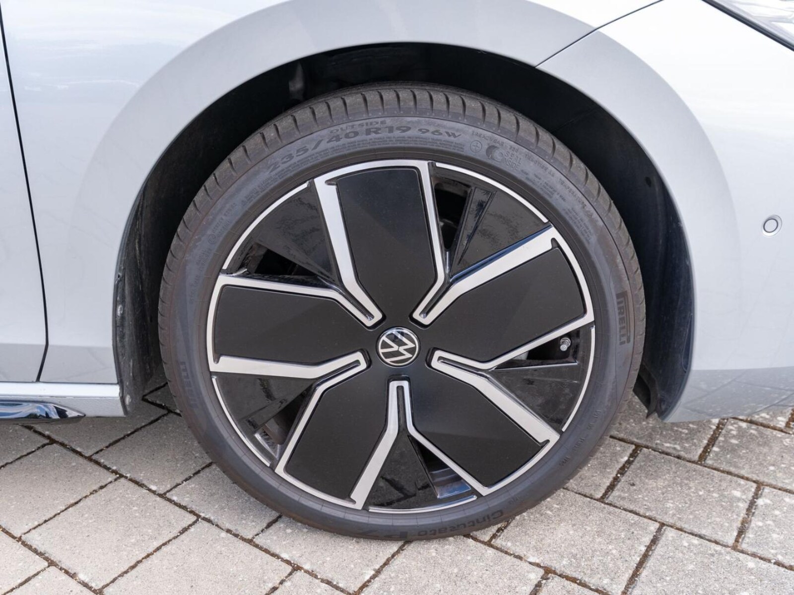 Volkswagen Passat – Bild 10