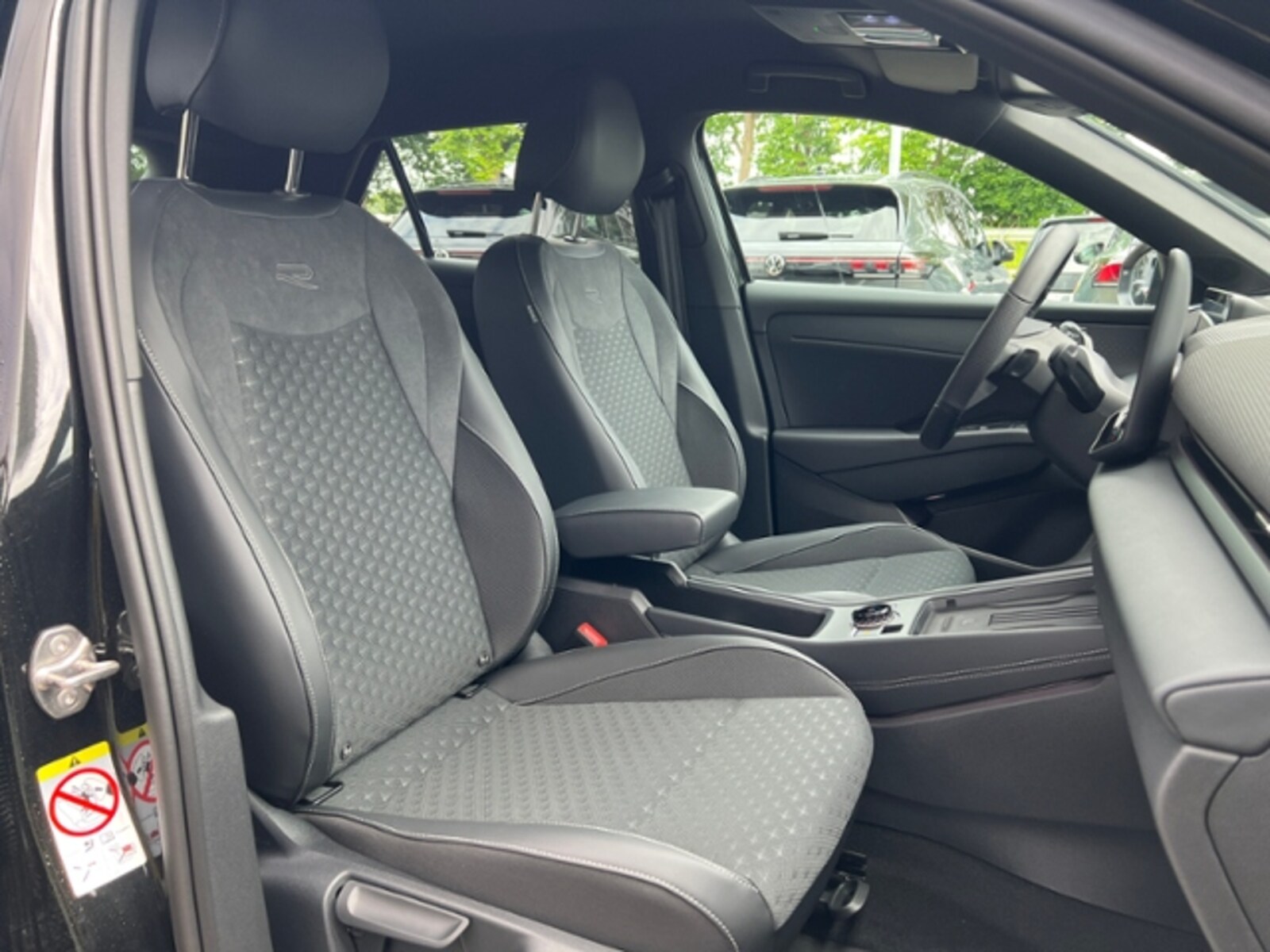 Volkswagen T-Roc – Bild 10