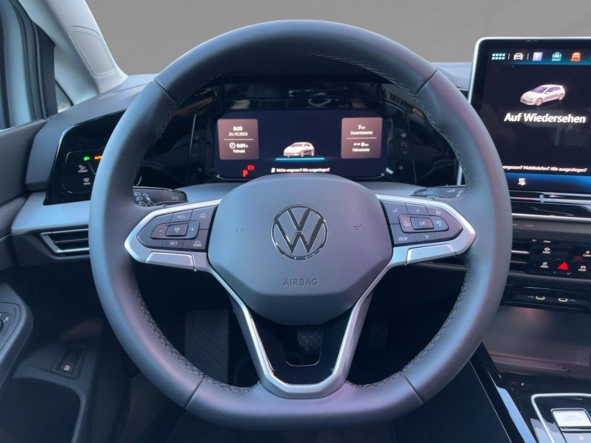 Volkswagen Golf Style