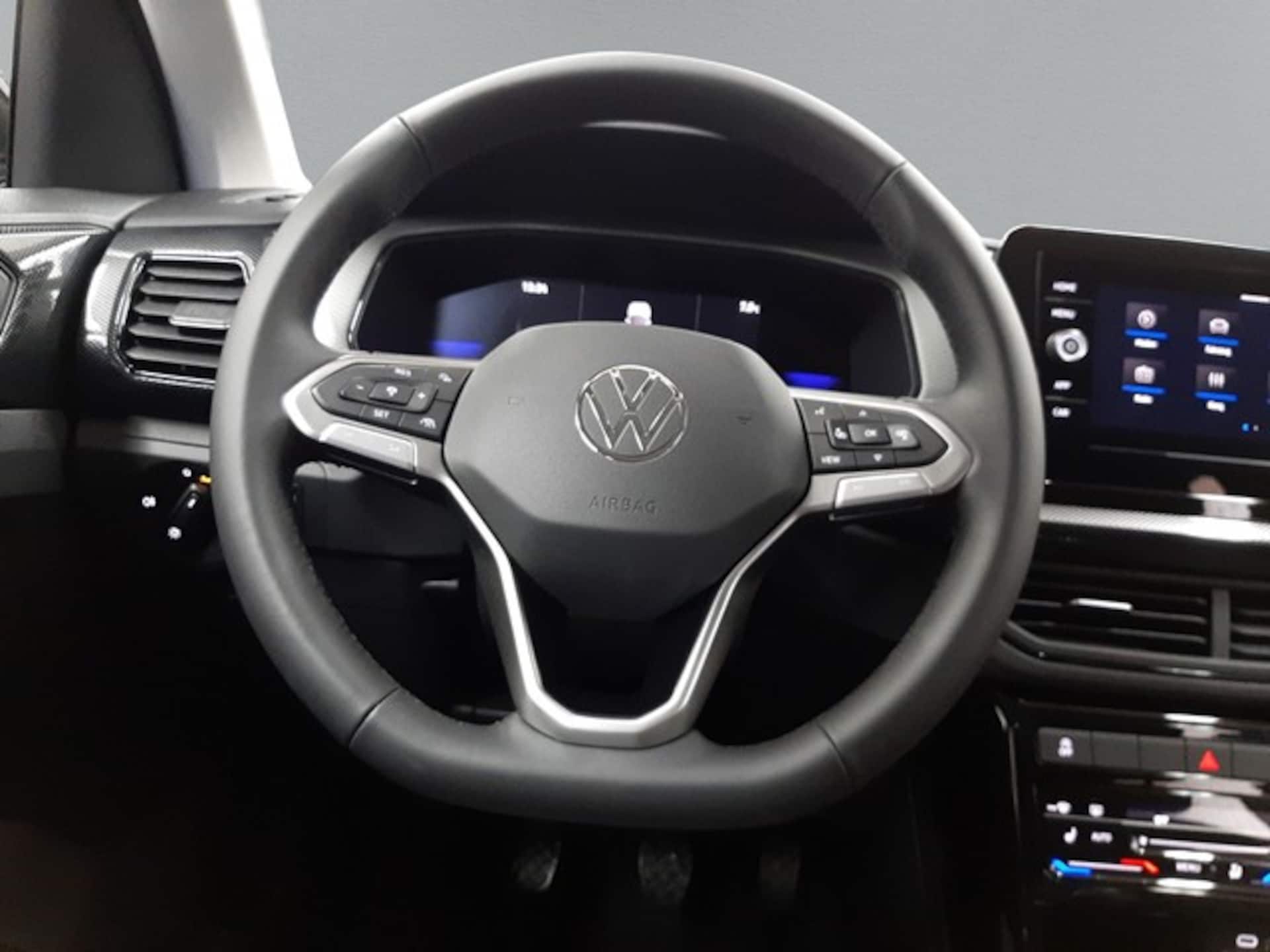 Volkswagen T-Cross Life