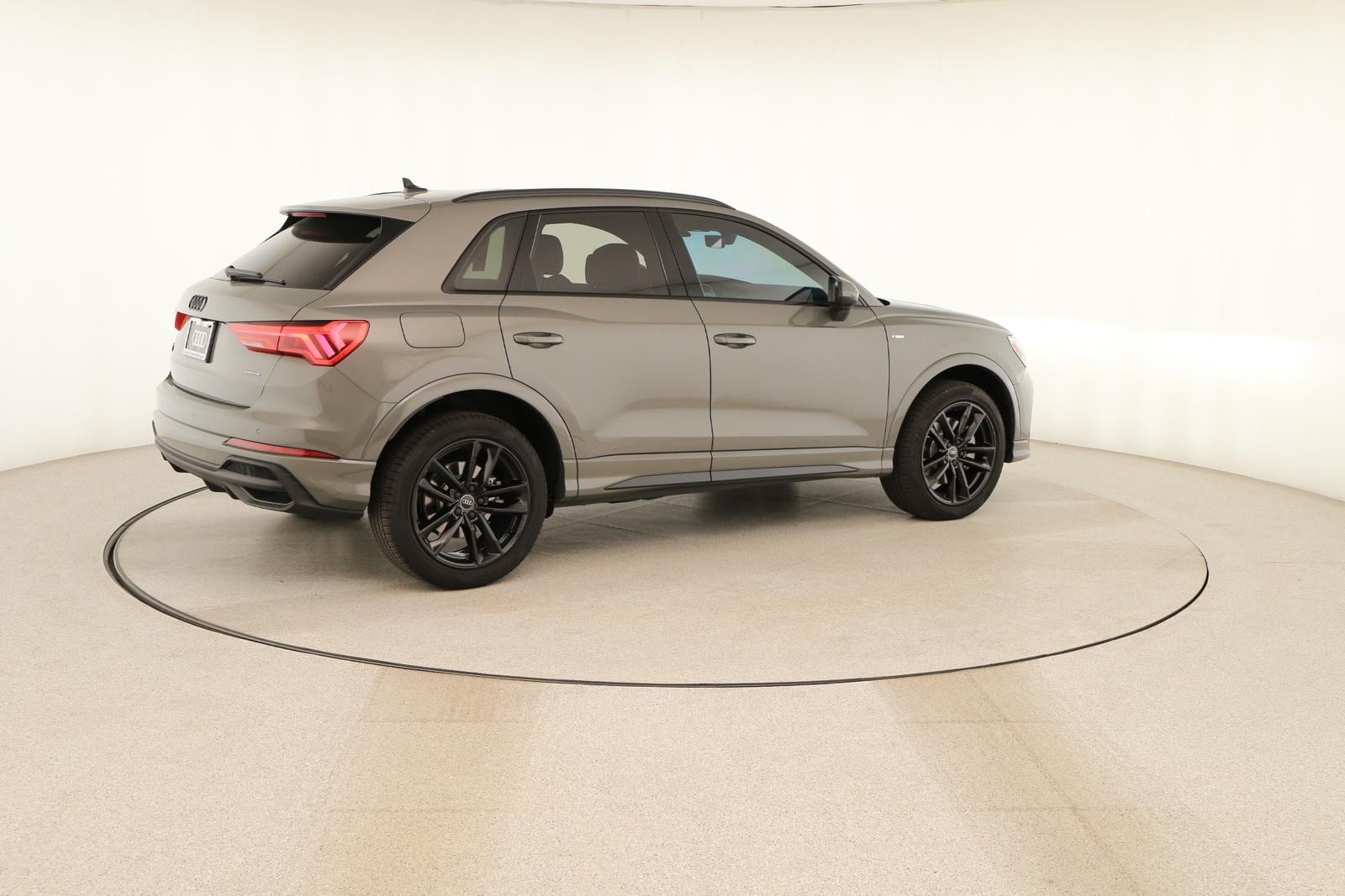 2025 Audi Q3 S Line Premium - Photo 7