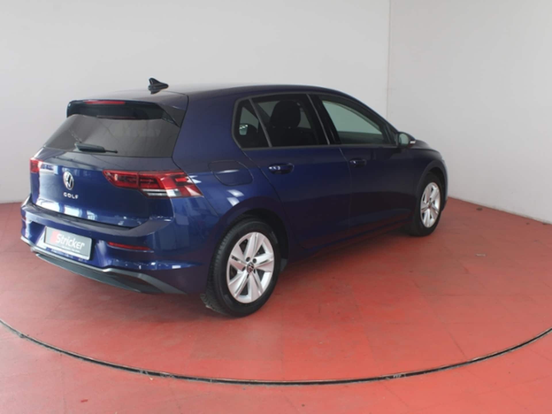Volkswagen Golf Life