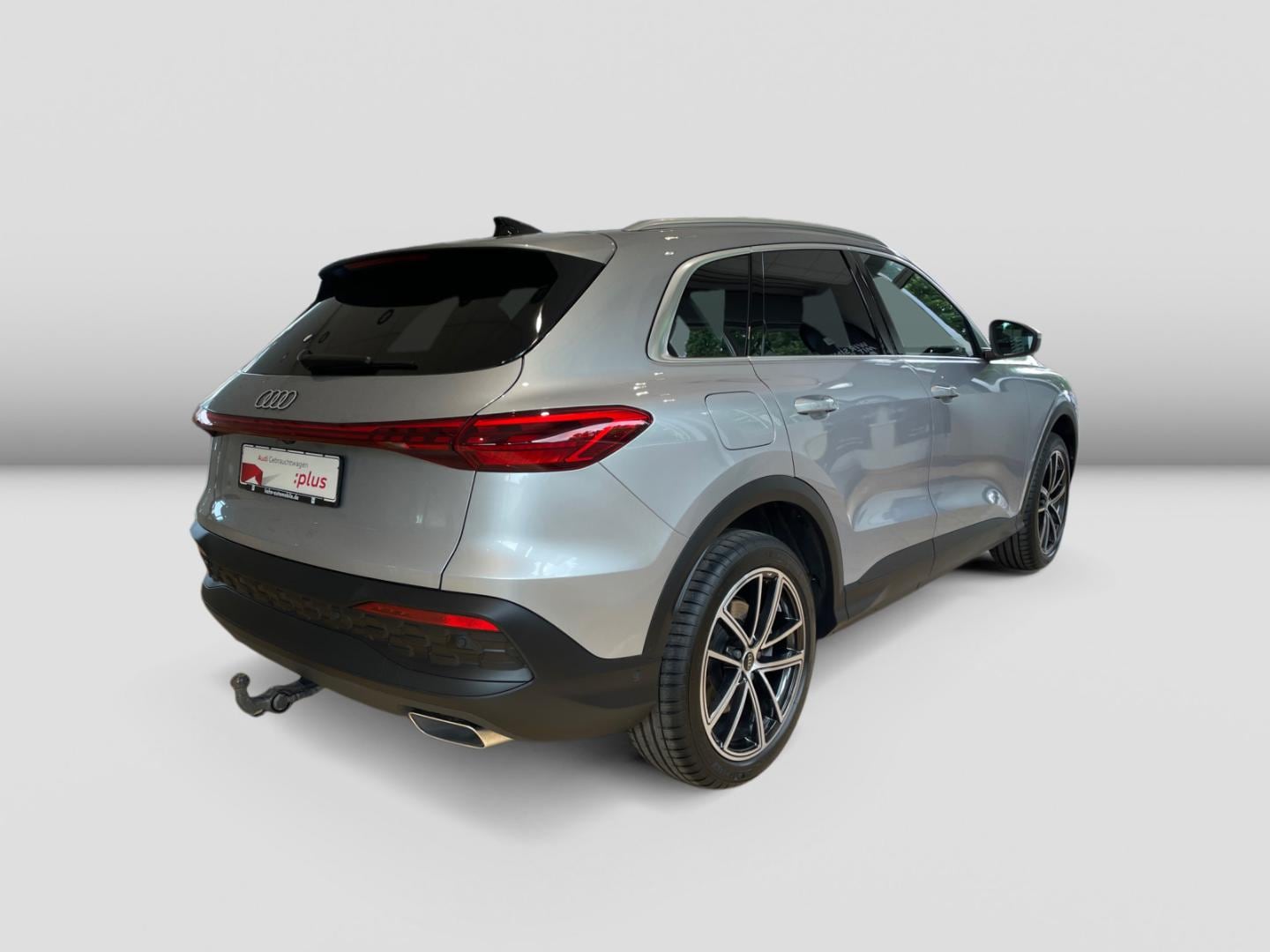 Bild über Audi Q5 SUV TFSI 150 kW S tronic - für weitere Informationen kontaktieren Sie den Audi Partner