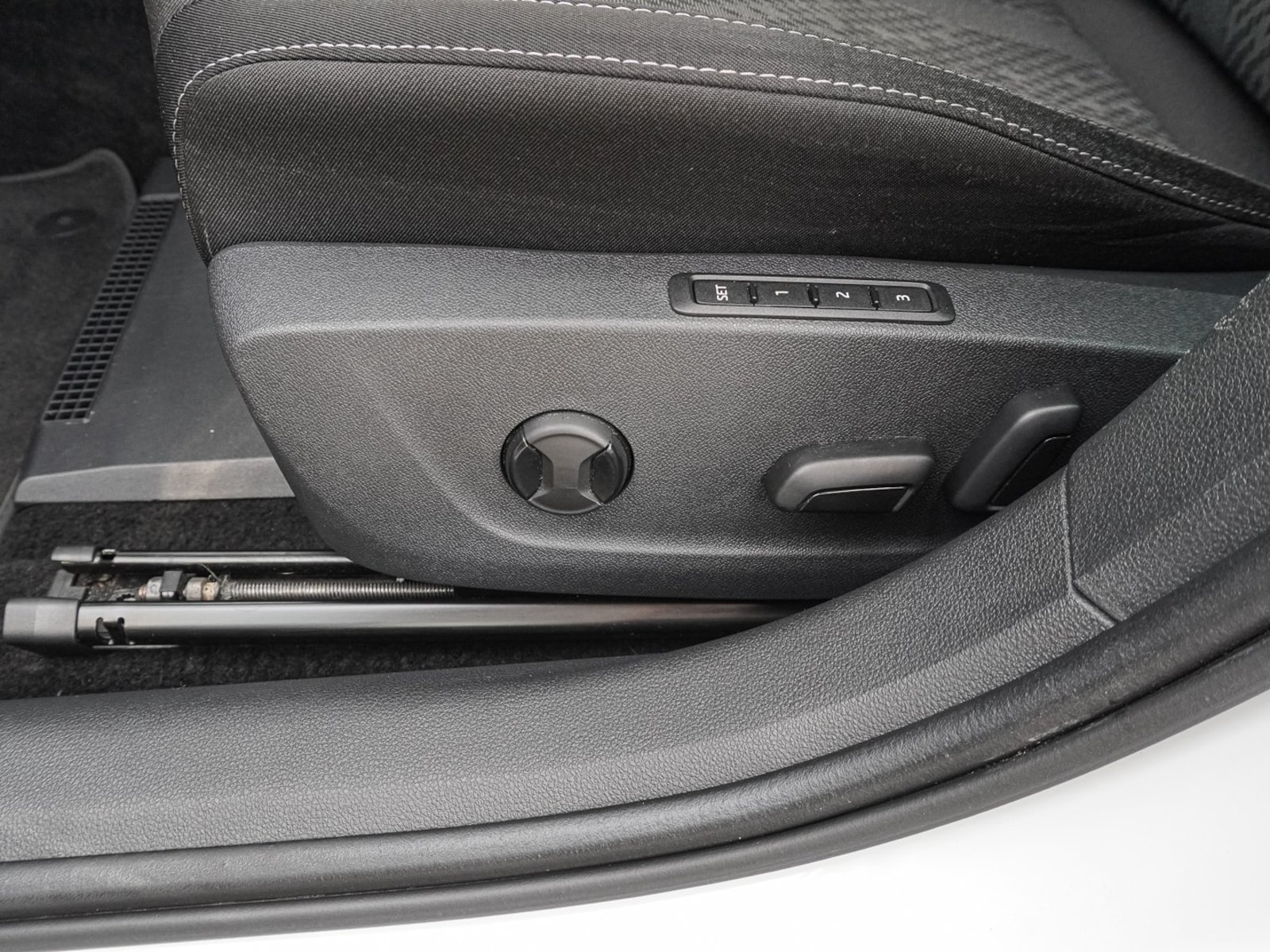 Škoda Octavia Combi – Bild 16