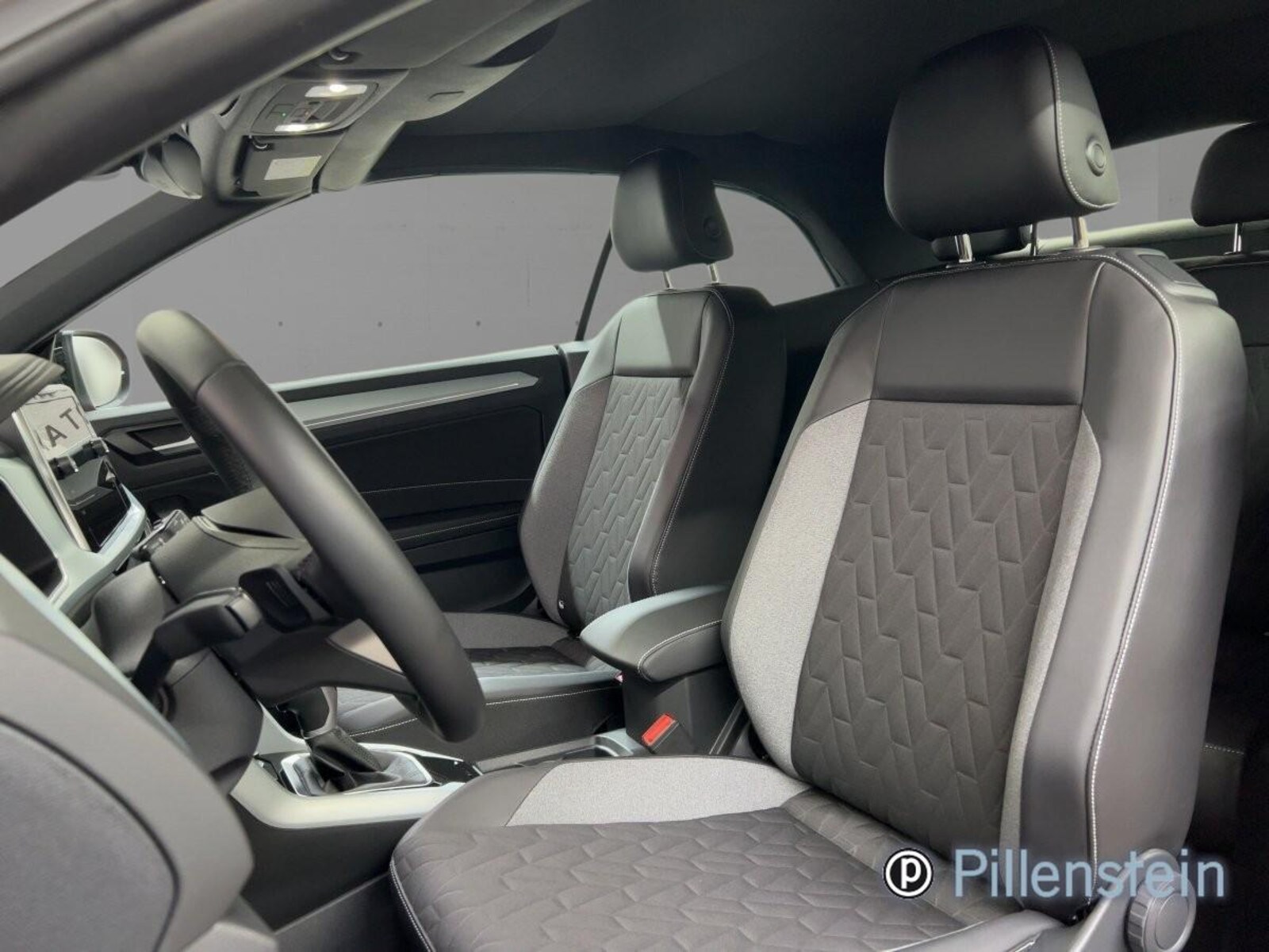 Volkswagen T-Roc Cabriolet – Bild 7