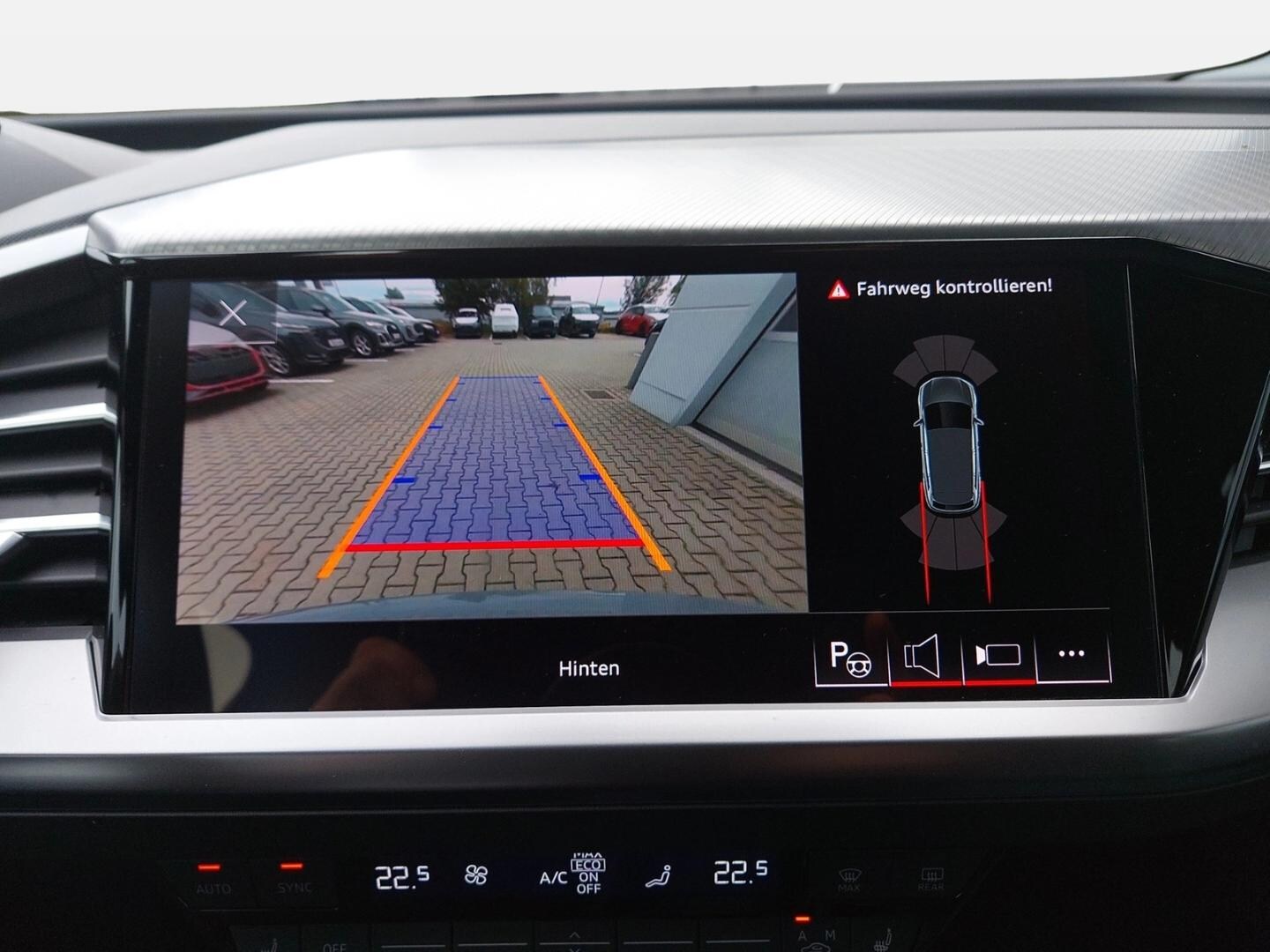 Bild über Audi Q4 e-tron 40 e-tron - für weitere Informationen kontaktieren Sie den Audi Partner