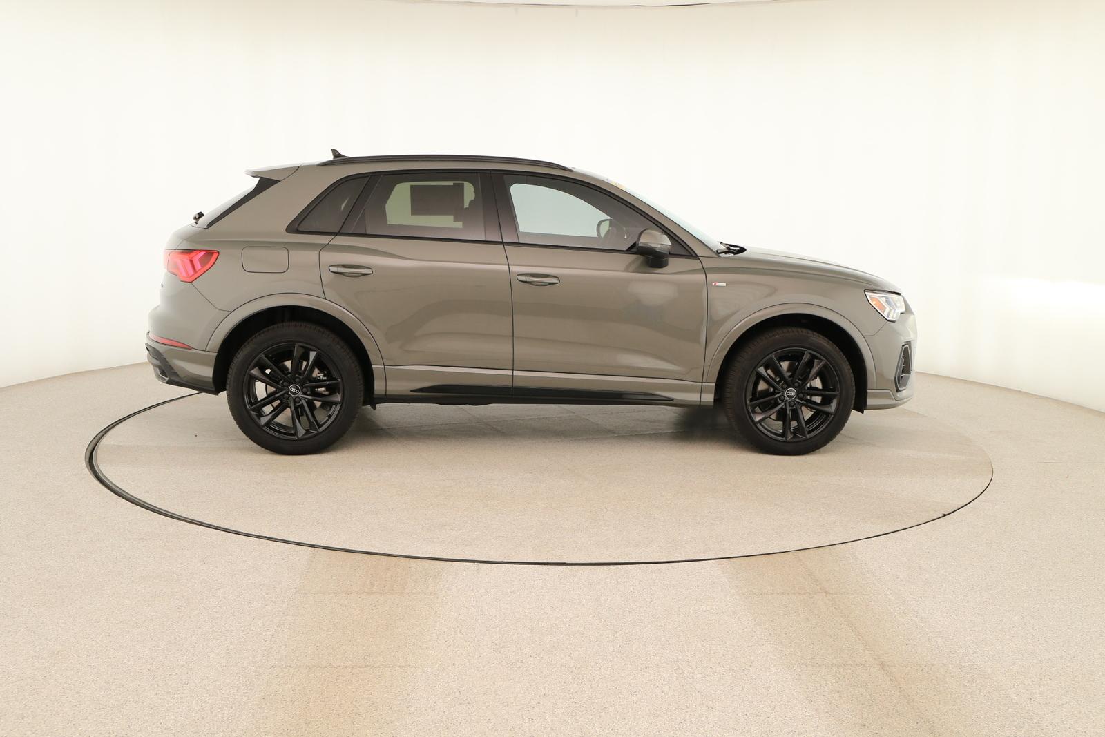 2025 Audi Q3 S Line Premium - Photo 8