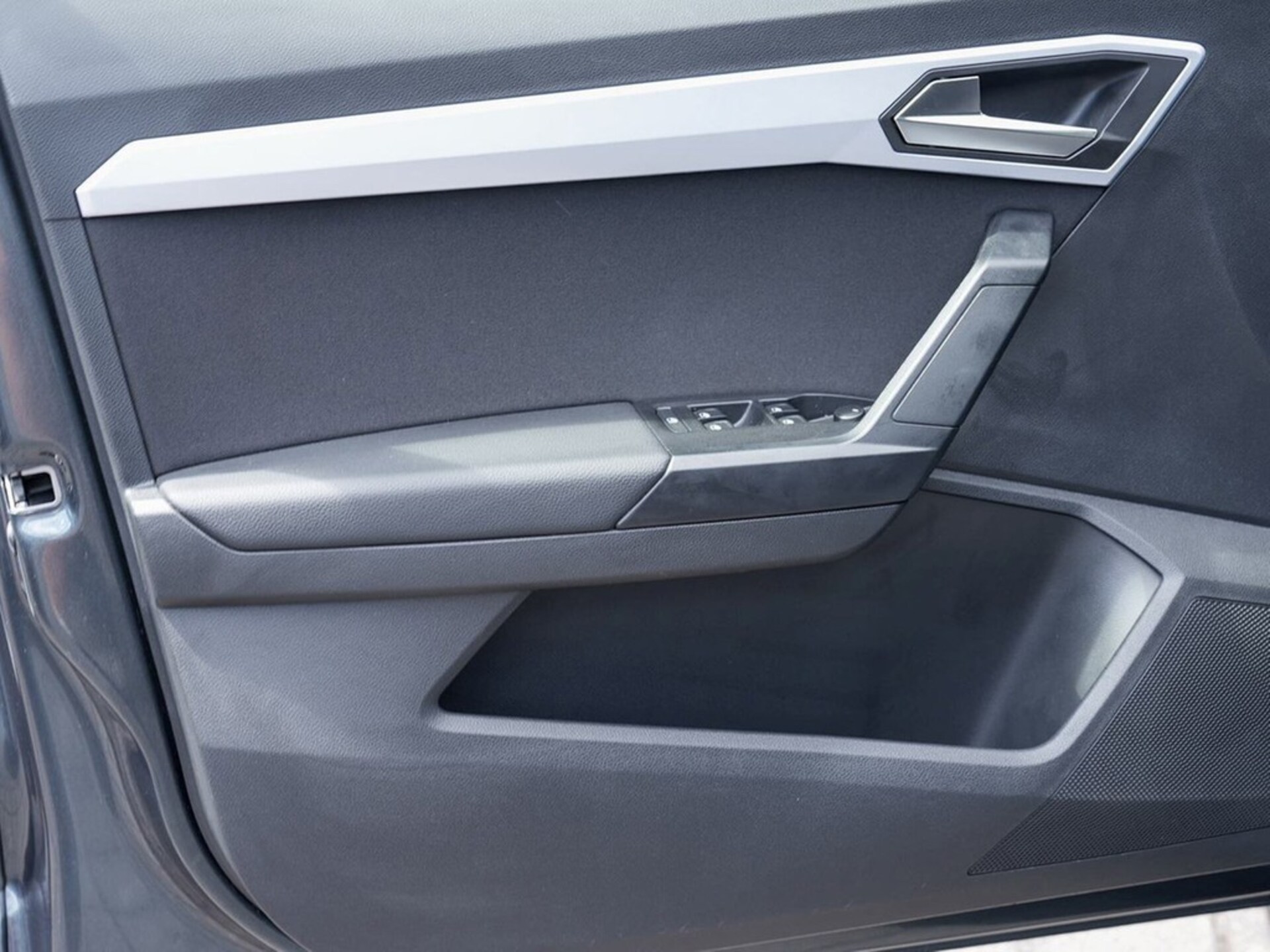 SEAT Arona FR