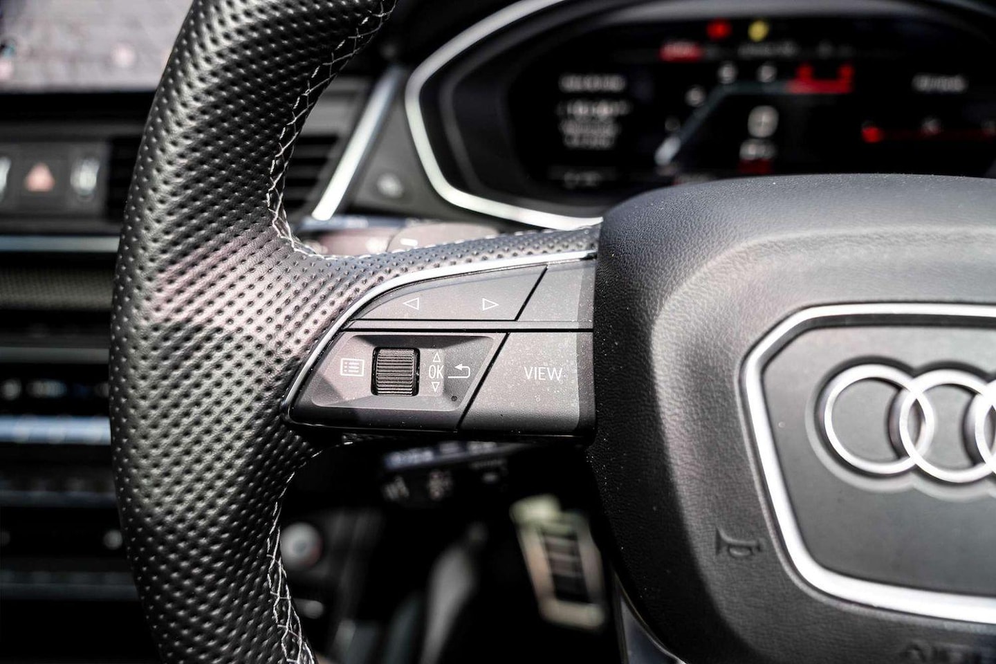 Image about Audi SQ5 Sportback TDI quattro tiptronic