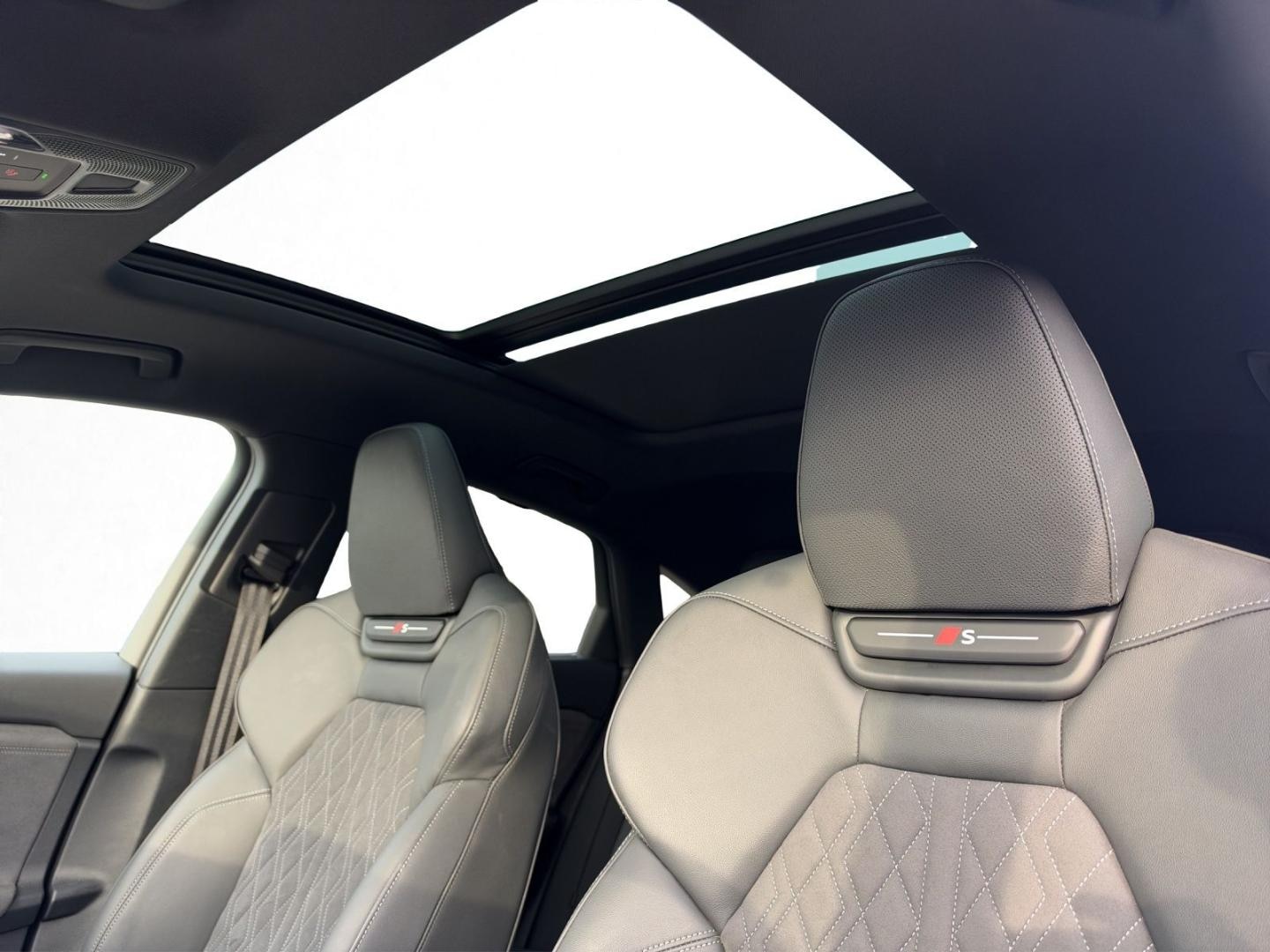 Bild über Audi SQ6 Sportback e-tron e-tron quattro - für weitere Informationen kontaktieren Sie den Audi Partner