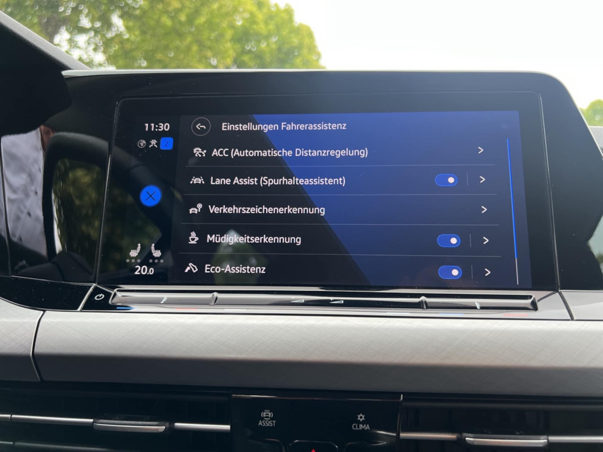 Volkswagen Golf Variant Life