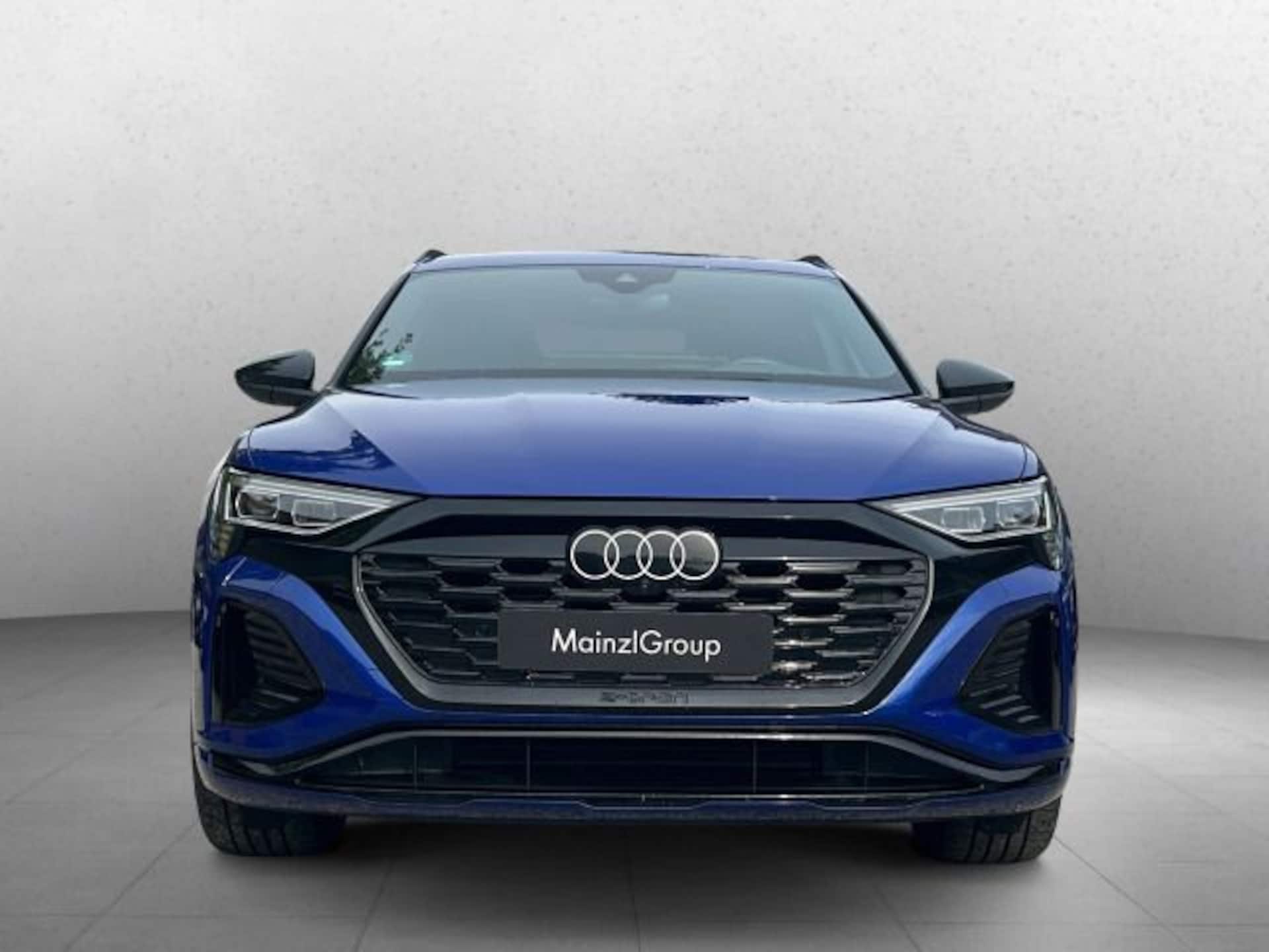 Audi Q8 Sportback e-tron S line