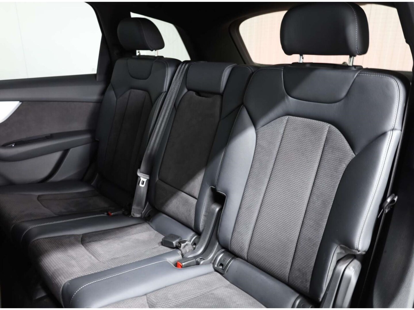 Image about Audi Q7 50 TDI quattro tiptronic