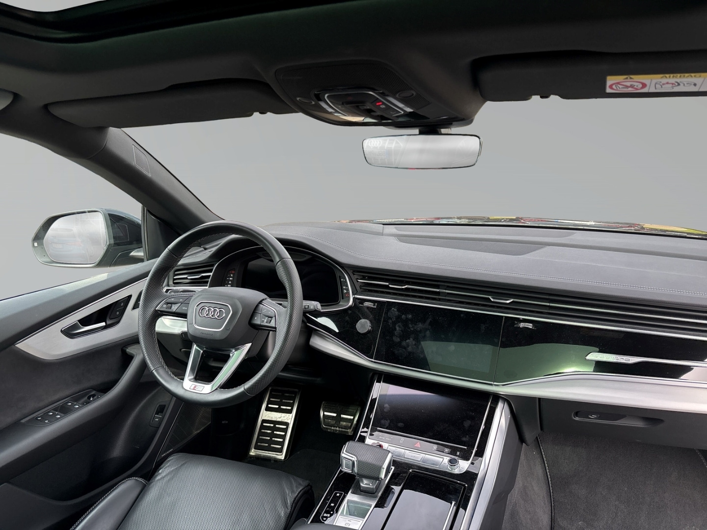 Bild über Audi SQ8 TFSI quattro tiptronic - für weitere Informationen kontaktieren Sie den Audi Partner