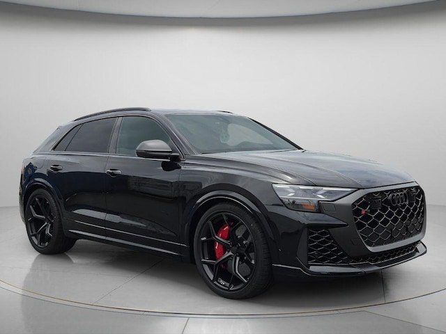2026 Audi RS Q8 SUV performance