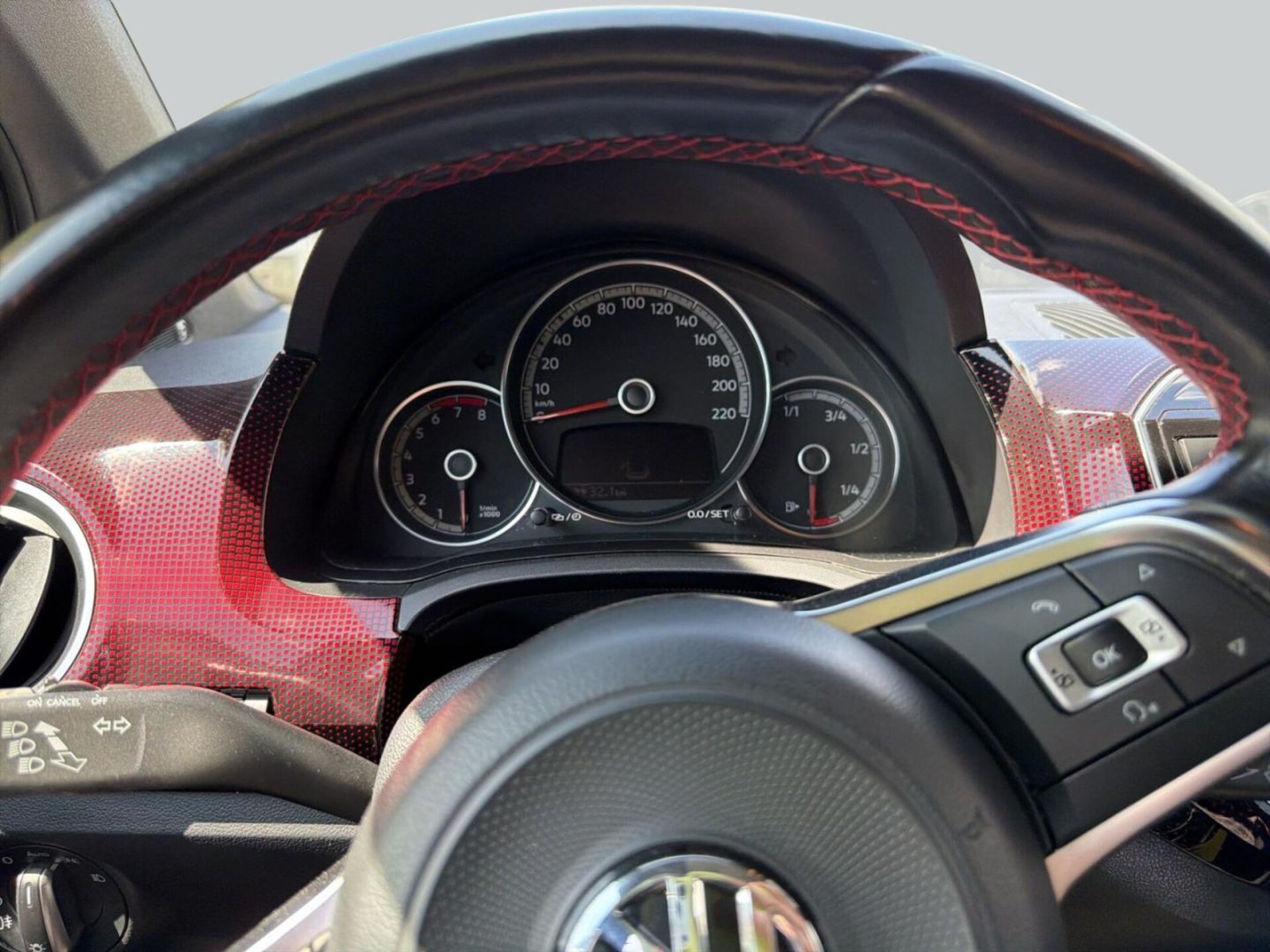 Volkswagen up! GTI