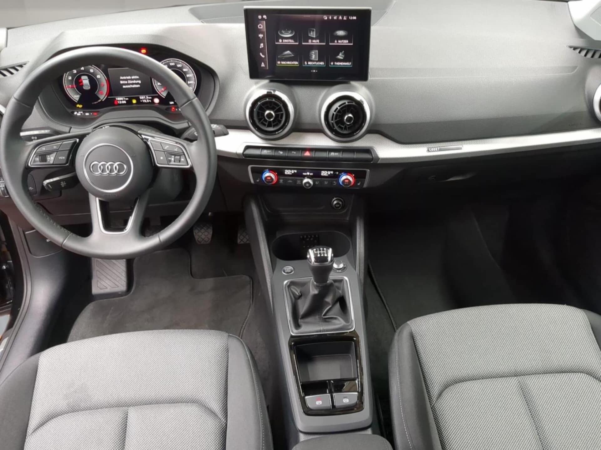 Audi Q2 S line
