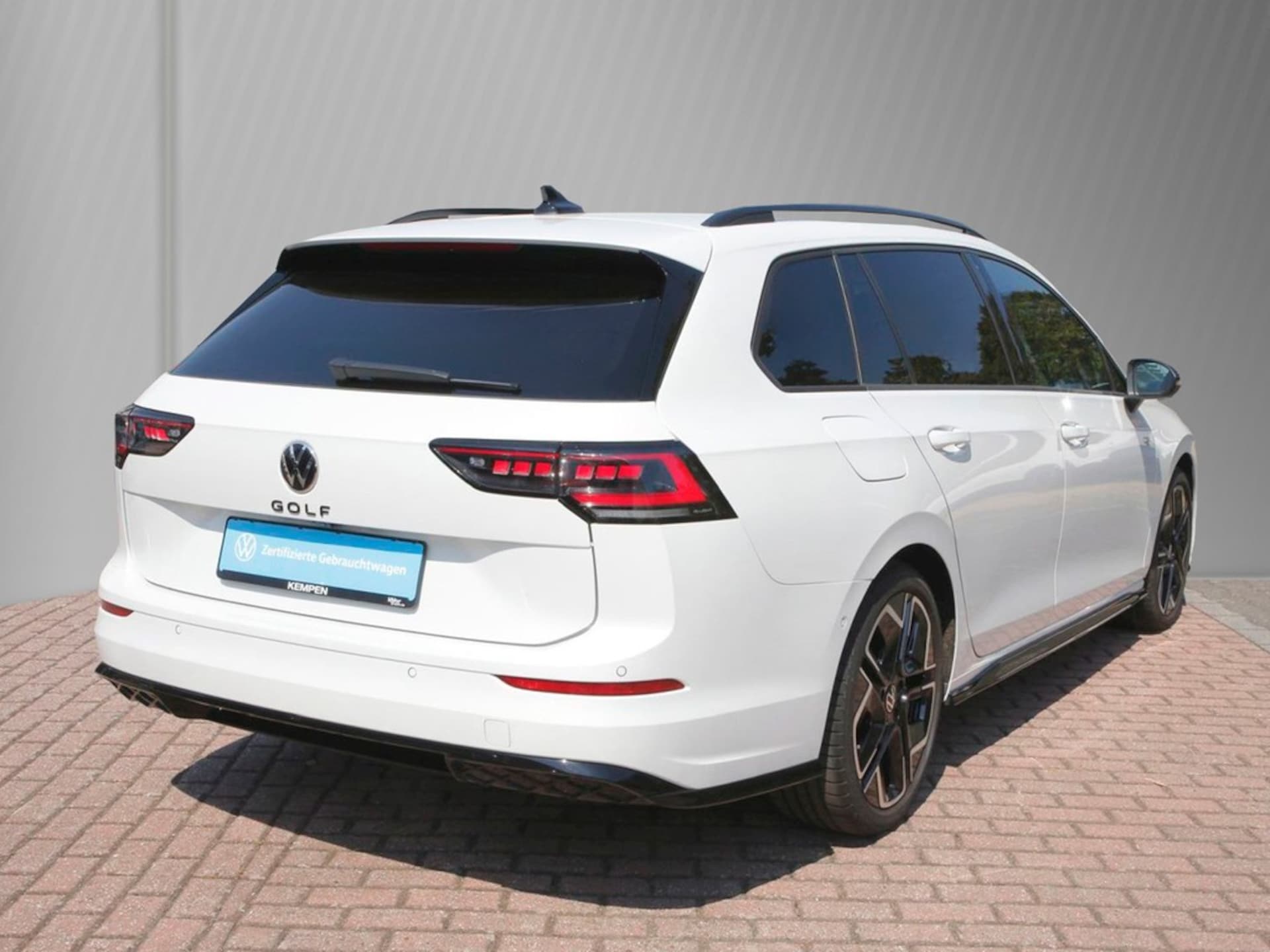Volkswagen Golf Variant R-Line