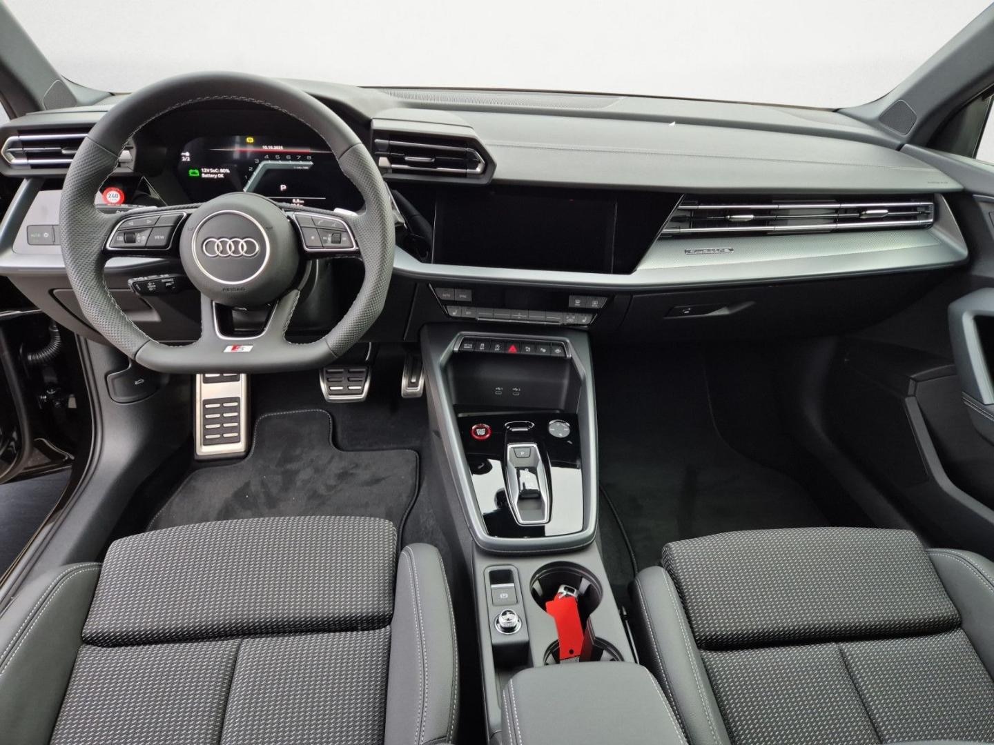 Bild über Audi S3 Sportback TFSI quattro S tronic - für weitere Informationen kontaktieren Sie den Audi Partner