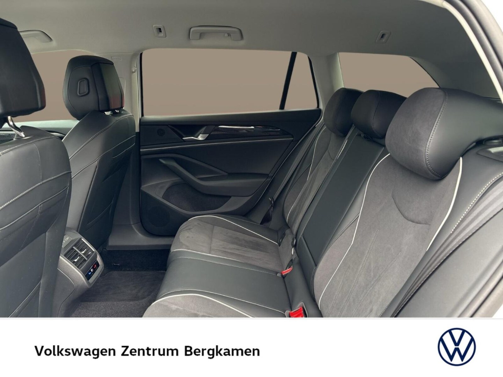 Volkswagen Passat – Bild 10