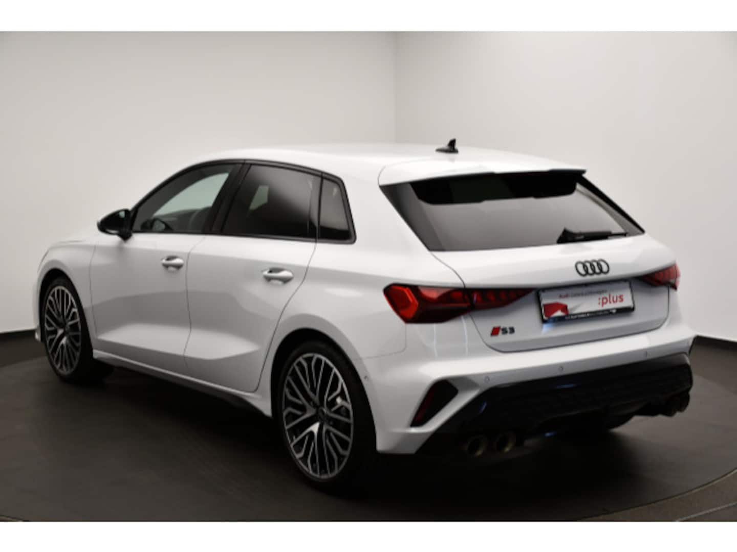 Bild über Audi S3 Sportback TFSI quattro S tronic - für weitere Informationen kontaktieren Sie den Audi Partner