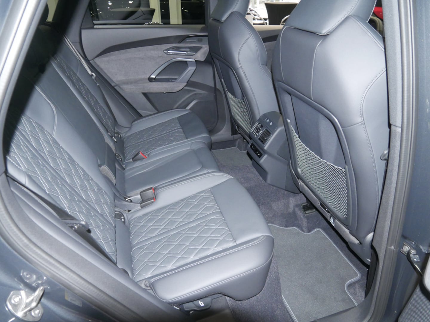 Bild über Audi SQ5 SUV TFSI 270 kW S tronic - für weitere Informationen kontaktieren Sie den Audi Partner