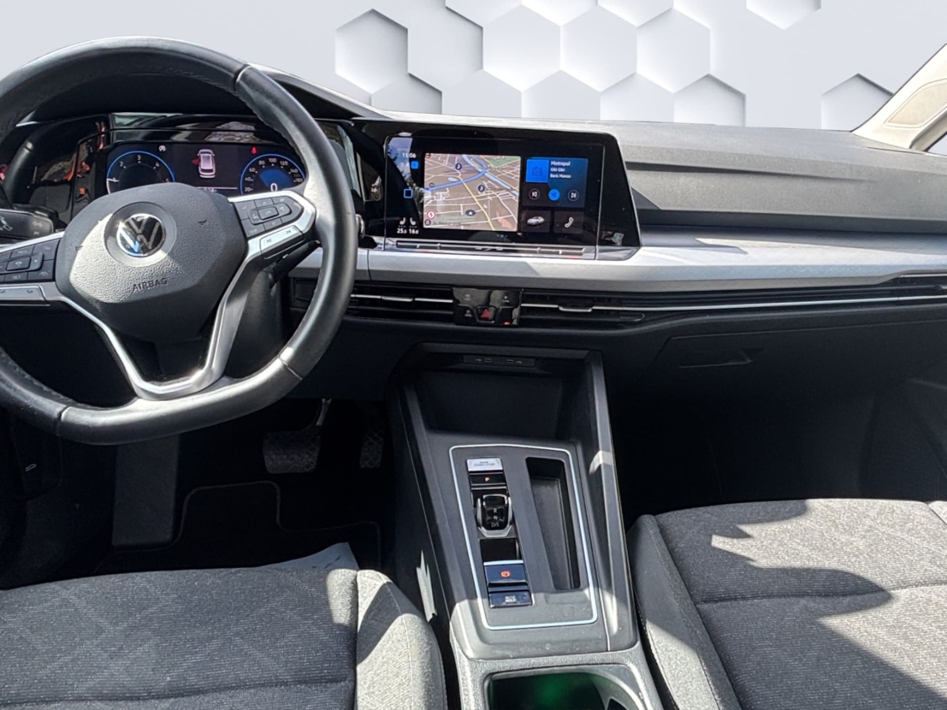 Volkswagen Golf Variant Life