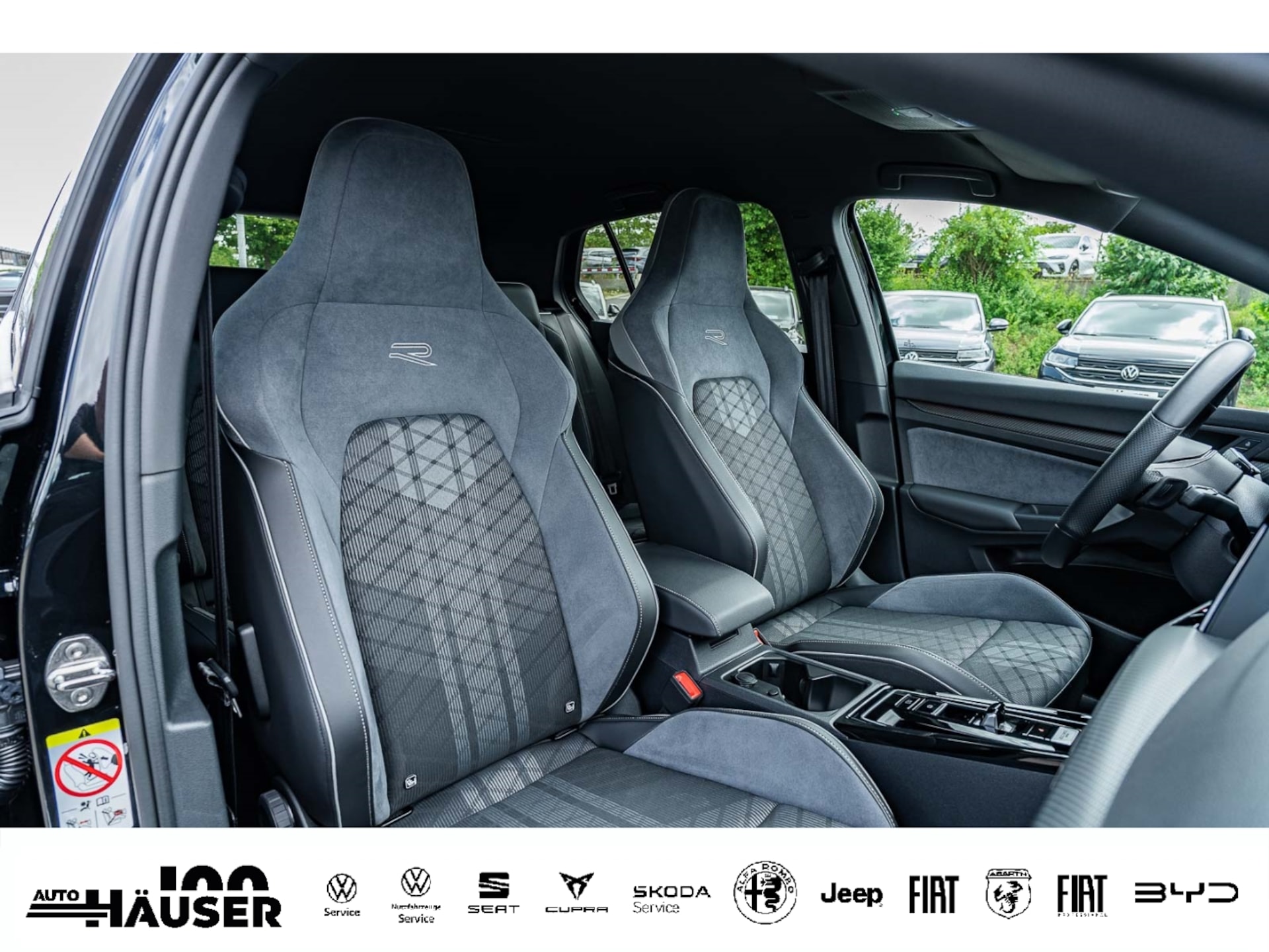 Volkswagen Golf R-Line