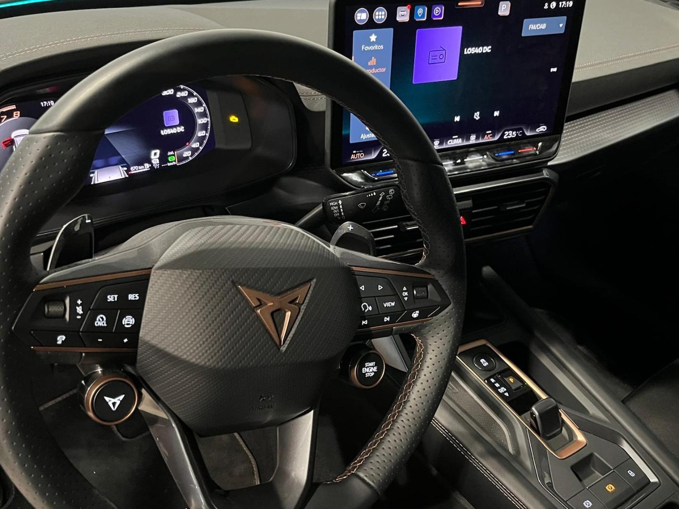 CUPRA Formentor 1.5 eTSI DSG 110 kW (150 CV) — photo 9