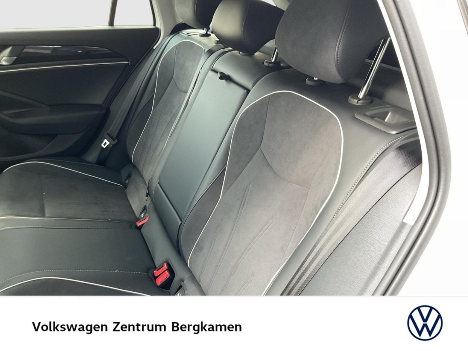 Volkswagen Passat – Bild 11